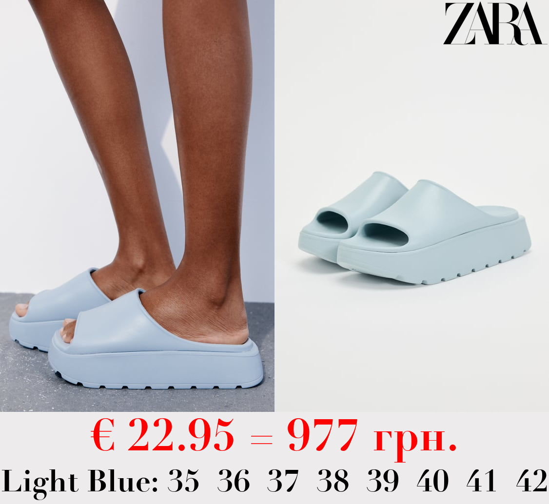 RUBBERISED FLATFORM SANDALS
