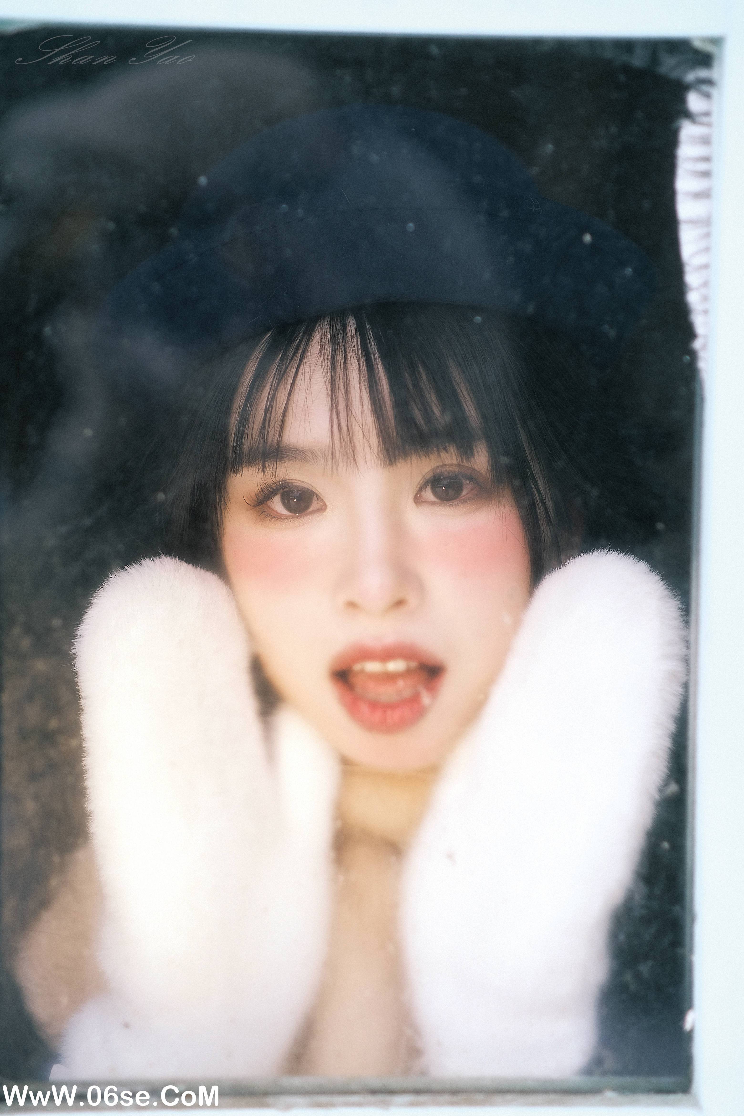 图片[11]-[YITUYU艺图语]2022.12.28 初雪降临时，会想起我吗 甜茶[22+1P／132MB]-六色网