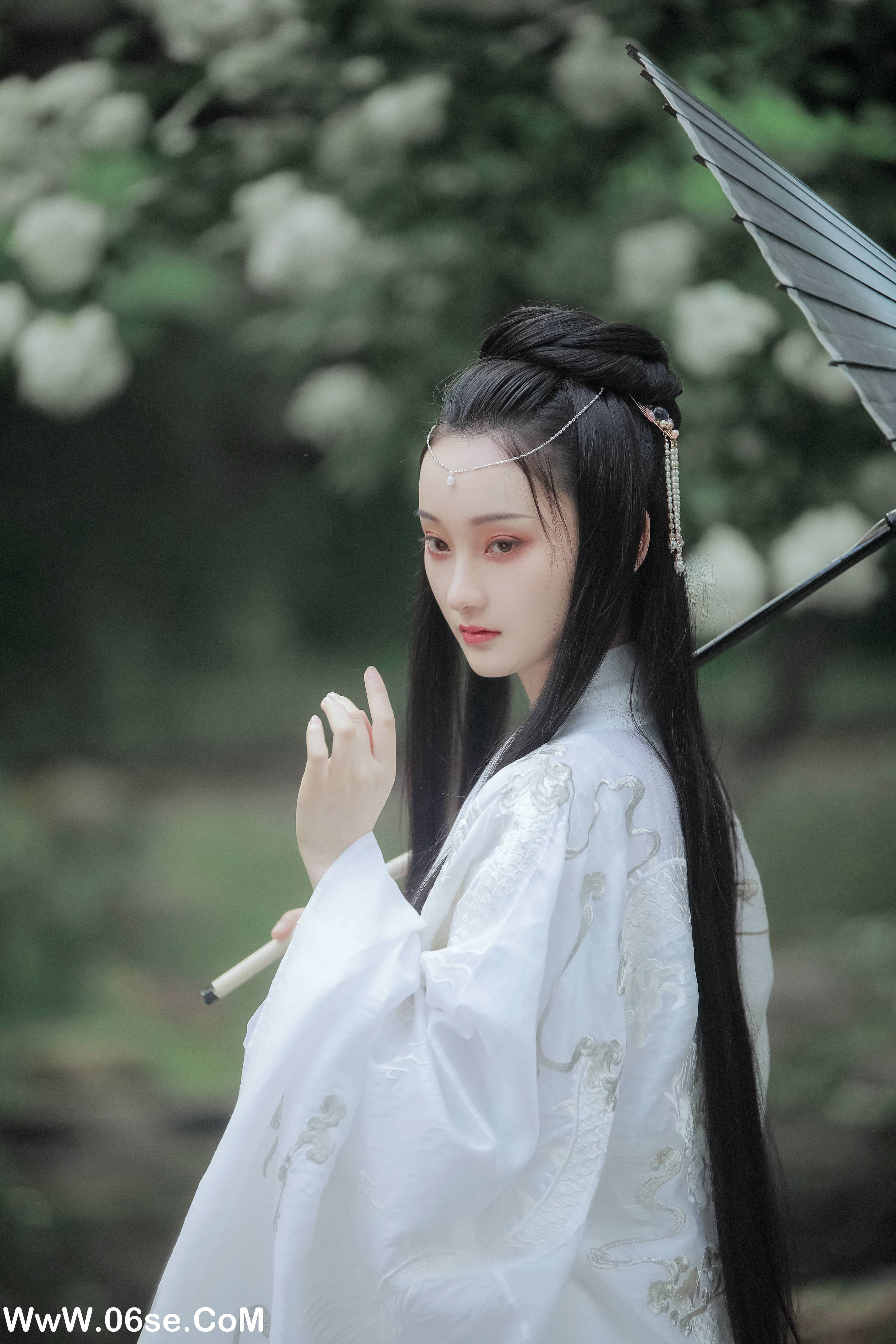 图片[6]-[YITUYU艺图语]2022.06.15 琼花并貌 云之是小狐狸吖[22P-495.57MB]-六色网