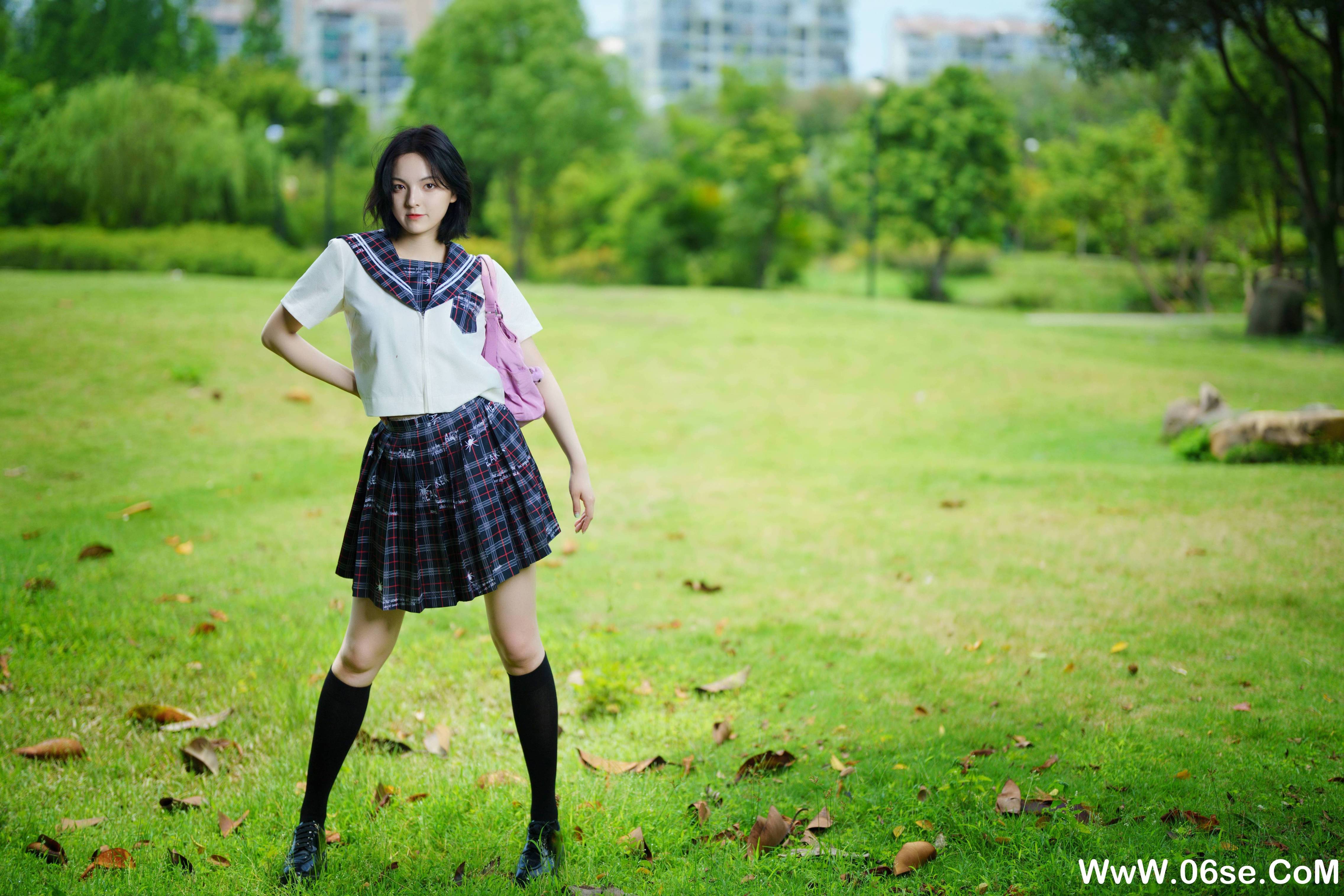 图片[36]-[YITUYU艺图语]2021.11.12 花田里的JK少女 dudu[50+1P／0.98GB]-六色网