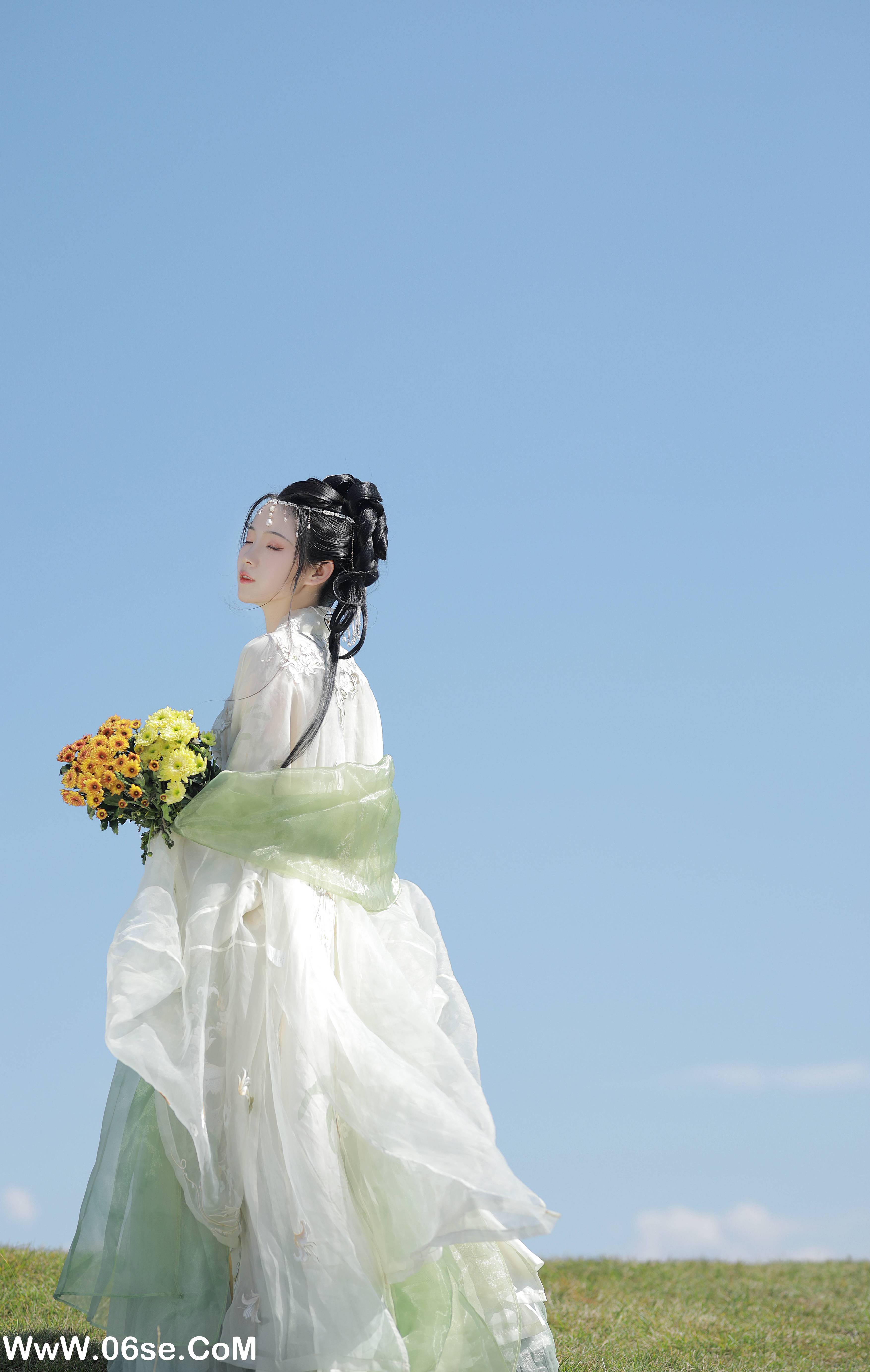 图片[8]-[YITUYU艺图语]2022.09.30 夏日长 落花人独立[35+1P／644MB]-六色网