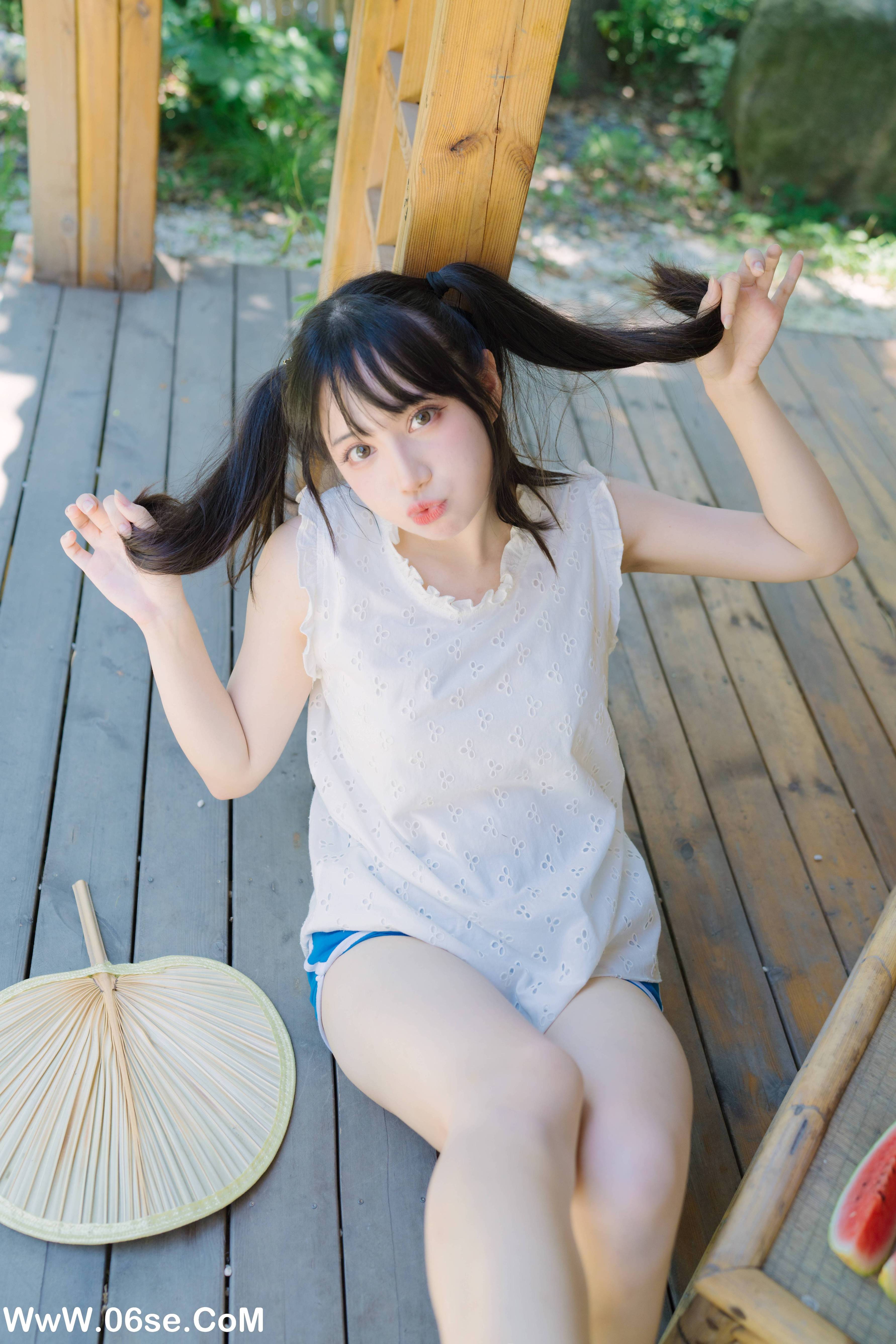 图片[31]-[YITUYU艺图语]2022.09.05 夏日少女与西瓜 贰加六[38+1P／147MB]-六色网