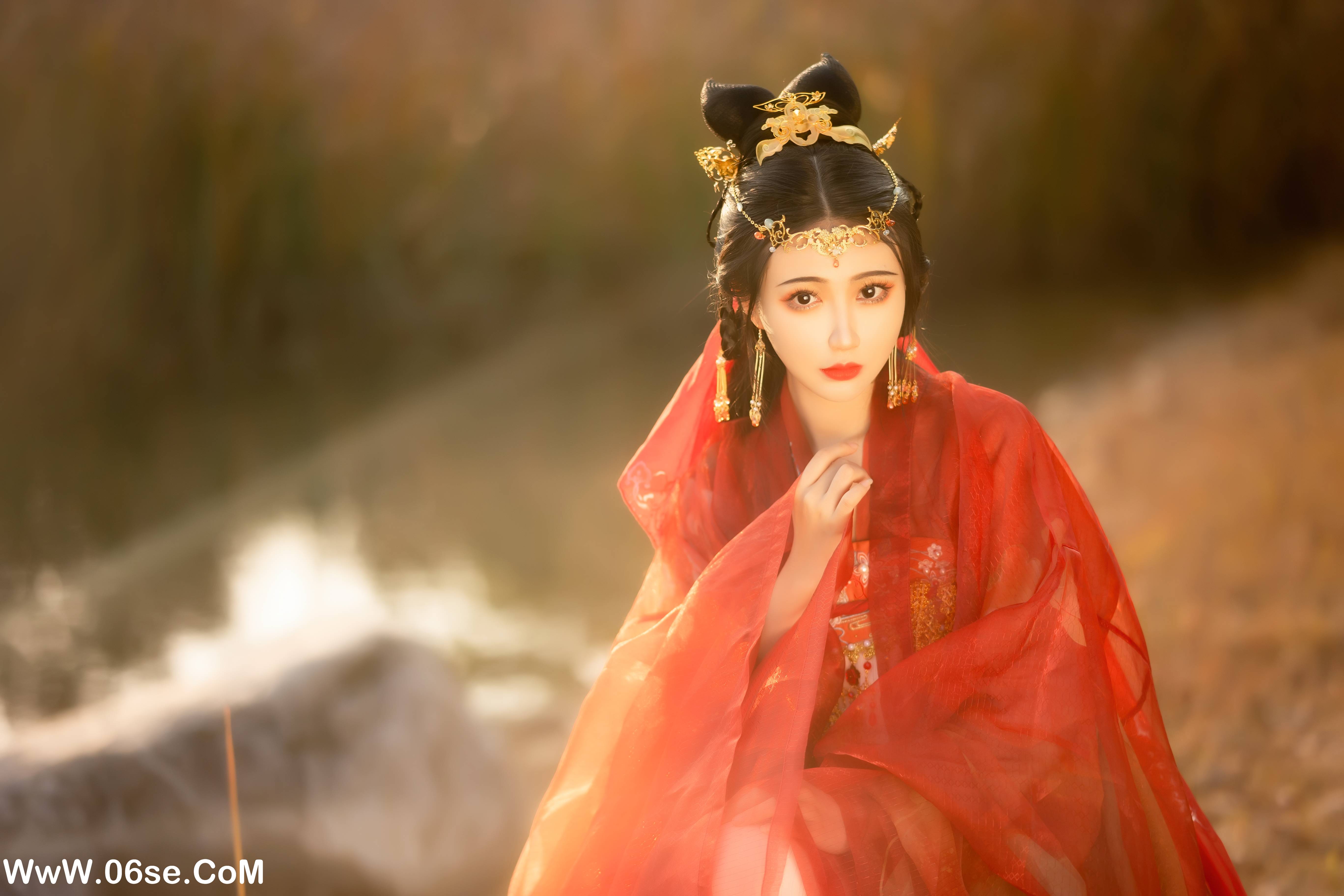 图片[10]-[YITUYU艺图语]2022.11.03 枫霜尽 -绮罗生的小苏苏-[28+1P／240MB]-六色网