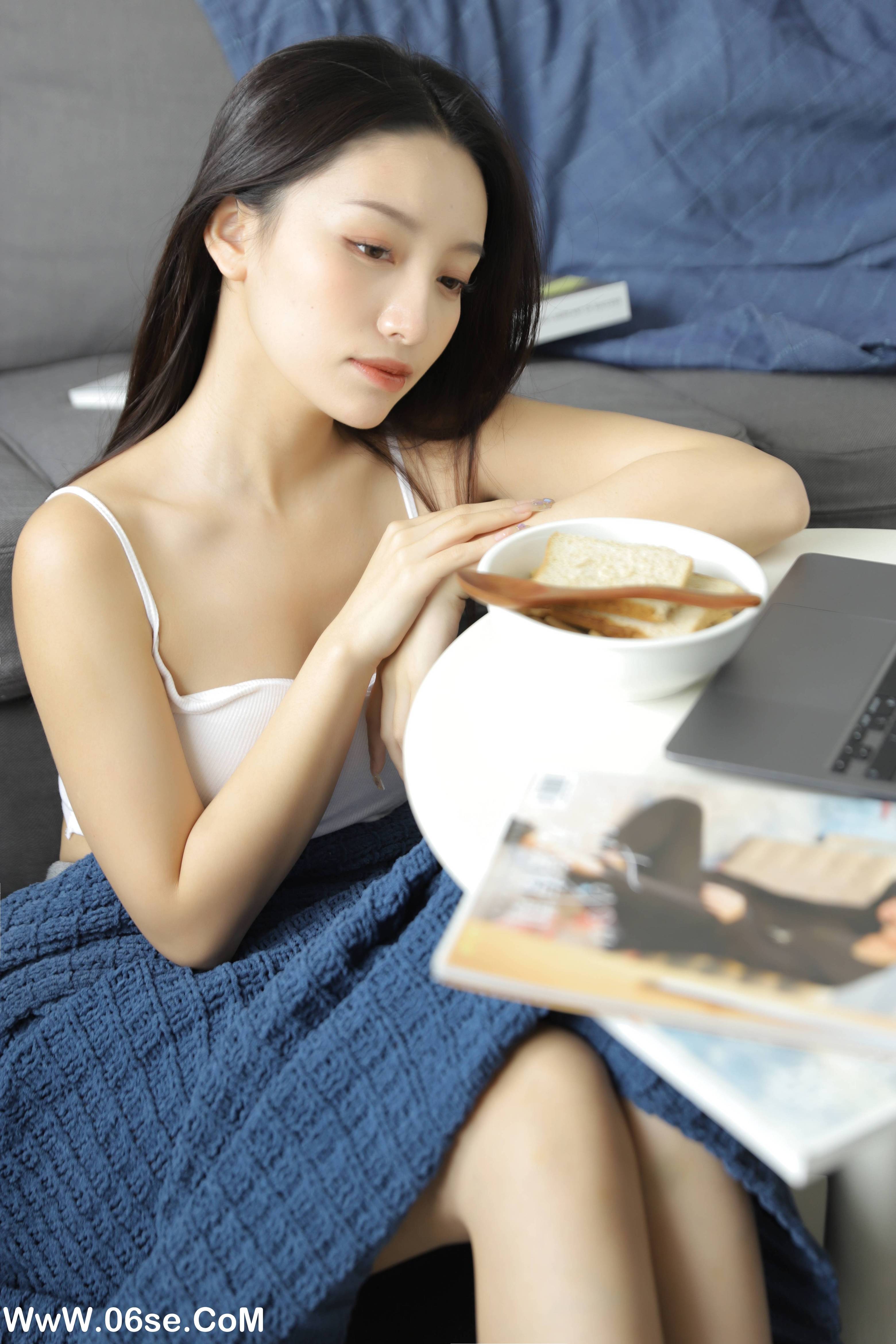 图片[23]-[YITUYU艺图语]2022.11.03 阿尔卑斯 柠萌婧啊[38+1P／319MB]-六色网