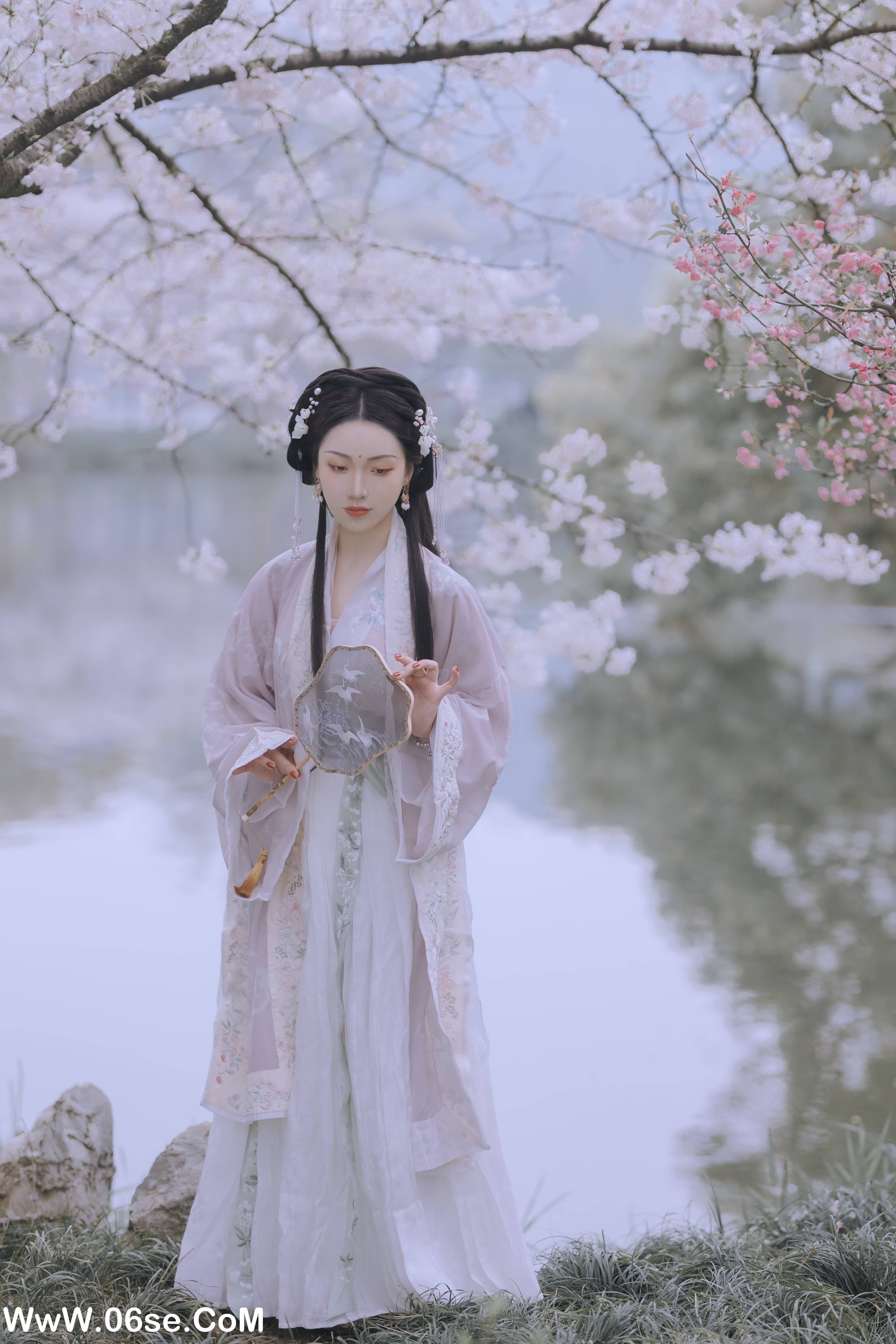 图片[8]-[YITUYU艺图语]2022.01.14 樱花落 Joyceee[25+1P／176MB]-六色网