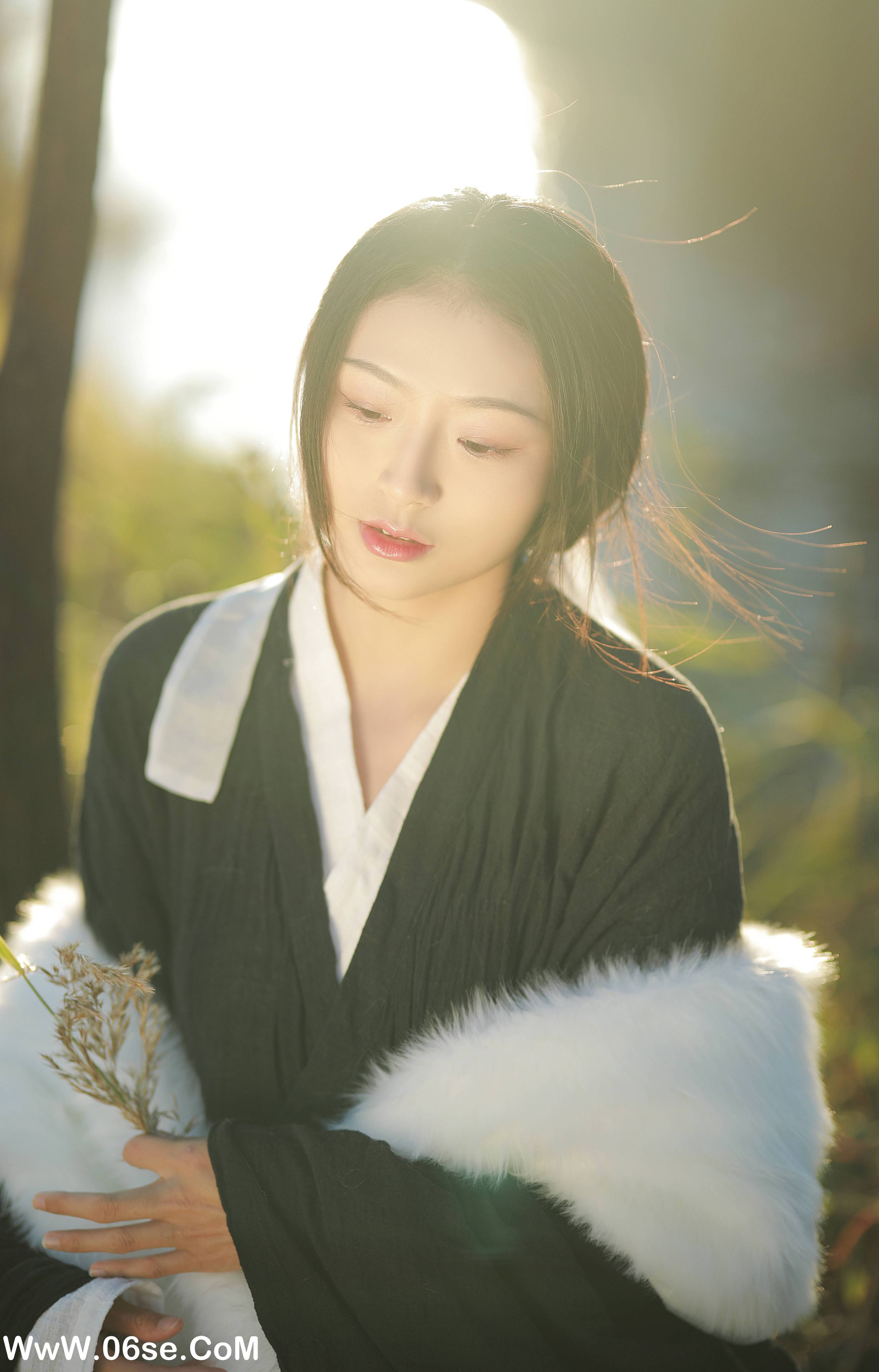 图片[18]-[YITUYU艺图语]2022.07.15 落日余晖 nya酱的铃铛铛[35+1P／594MB]-六色网