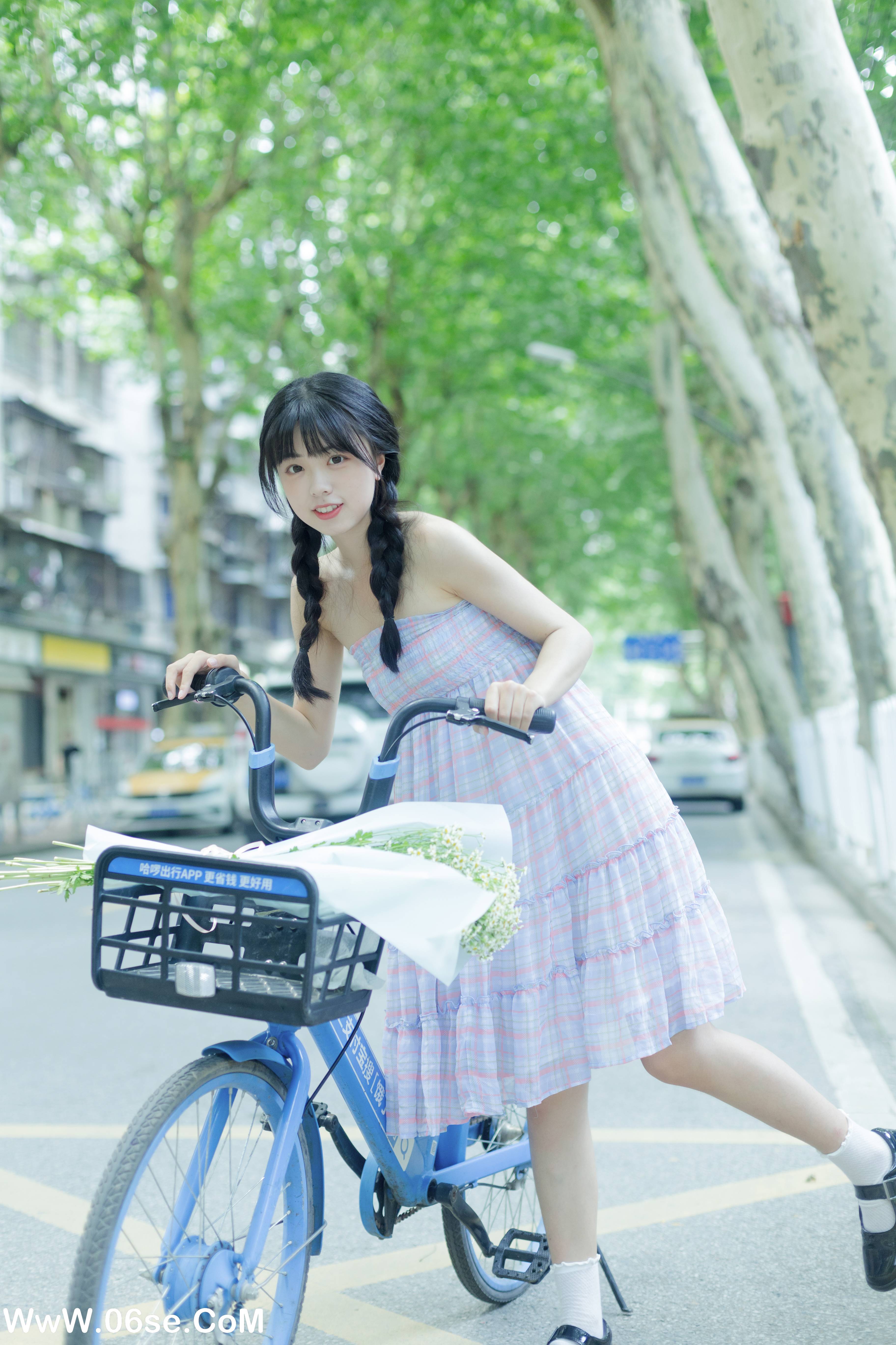 图片[13]-[YITUYU艺图语]2022.08.12 夏天是洋甘菊的气味 可爱泡泡呀[32+1P／265MB]-六色网