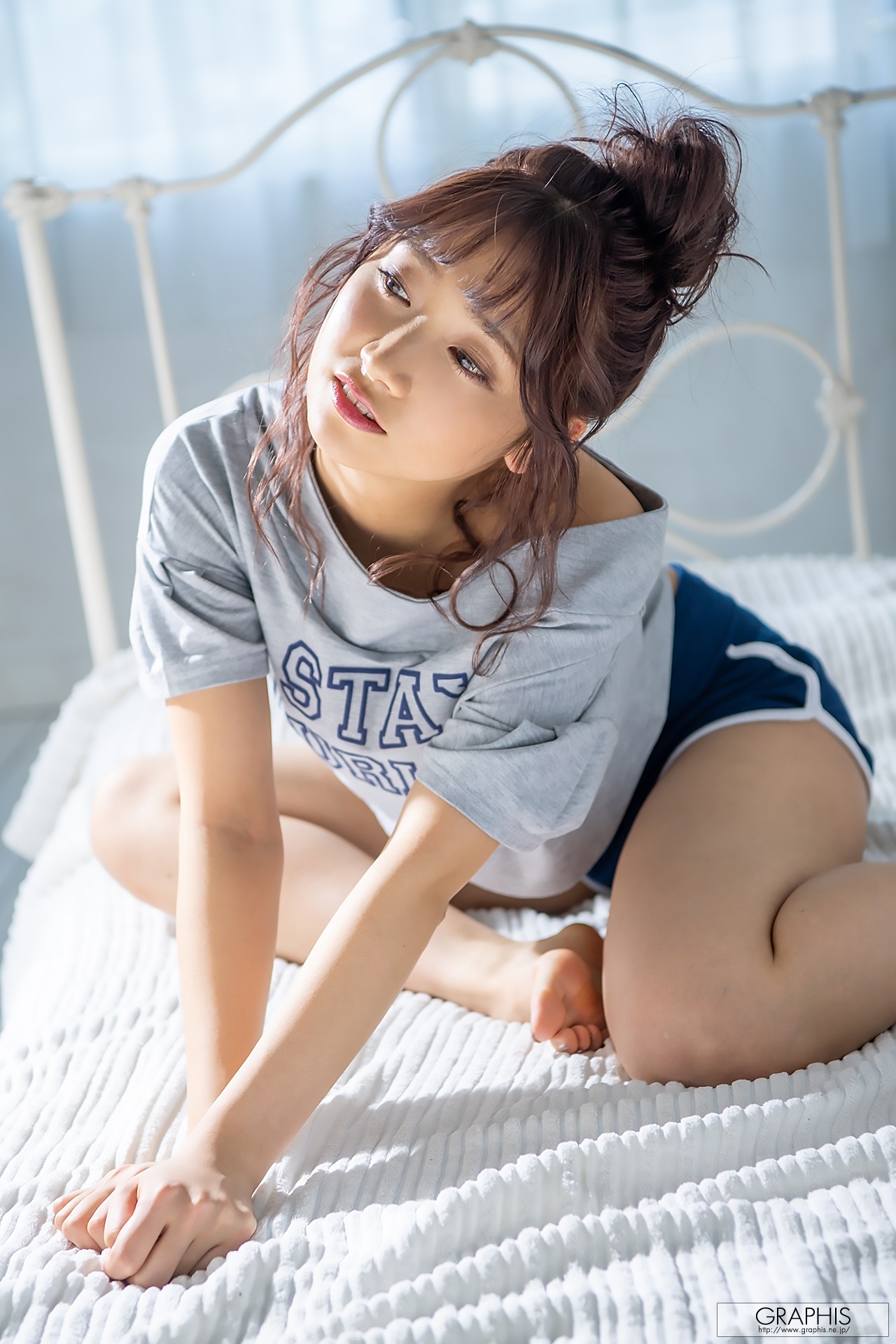 [Graphis] Gals - Anna Kami 加美杏奈 『 Angel Smile 』146P 108