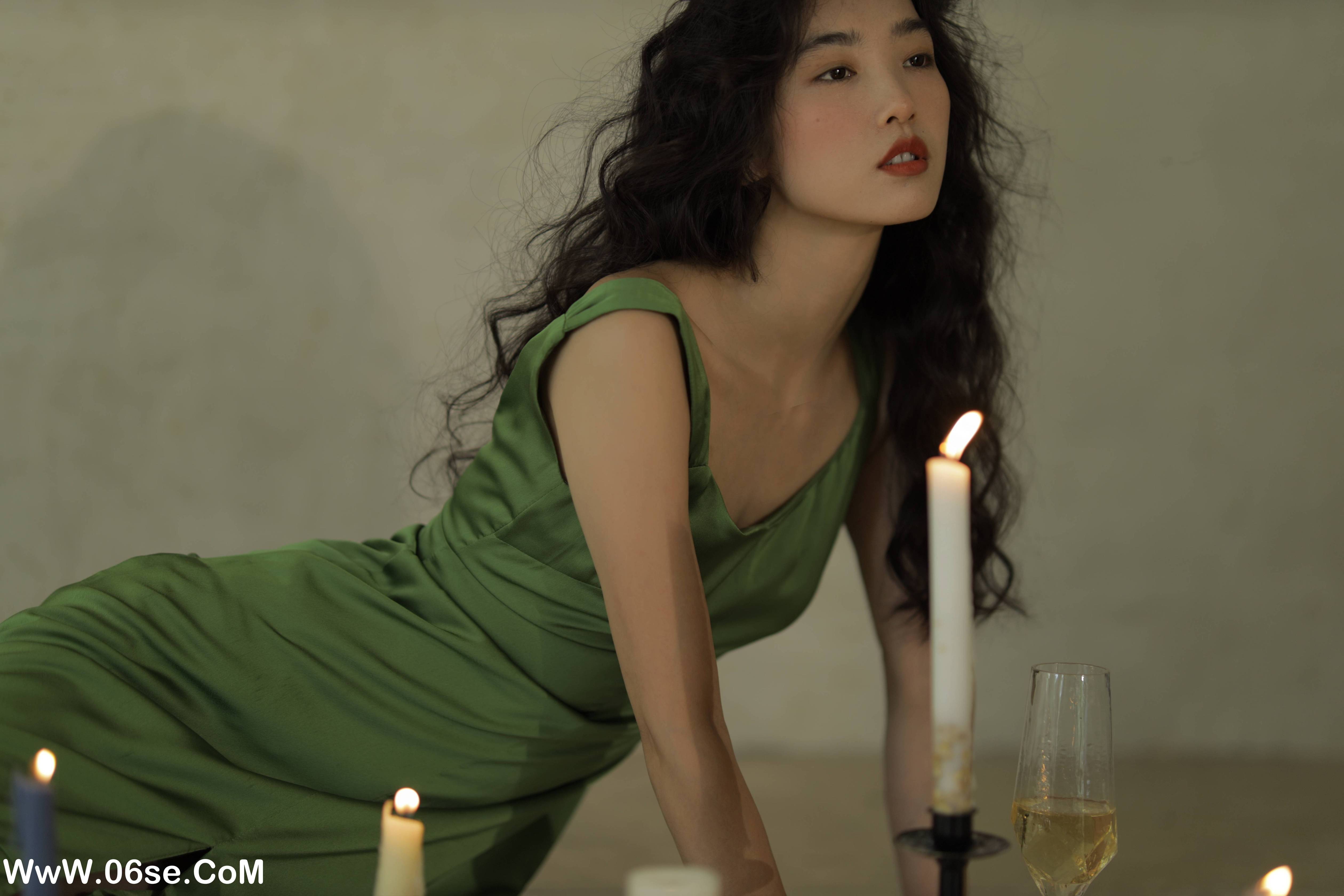 图片[14]-[YITUYU艺图语]2022.10.14 绿色连衣裙 海角的郭荣[21+1P／139MB]-六色网