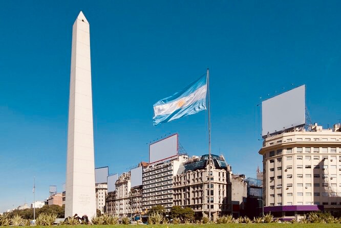 Обелиск (El Obelisco) – Telegraph