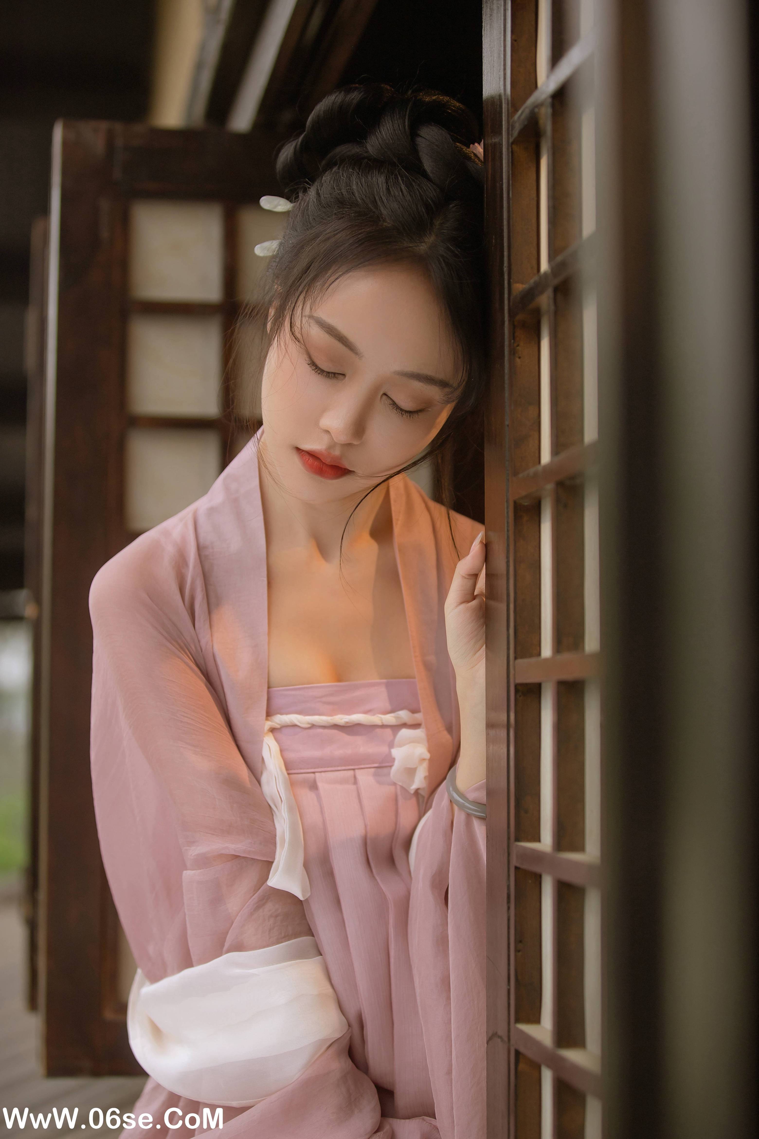 图片[16]-[YITUYU艺图语]2022.08.15 春日宴 梨一依[24+1P／306MB]-六色网