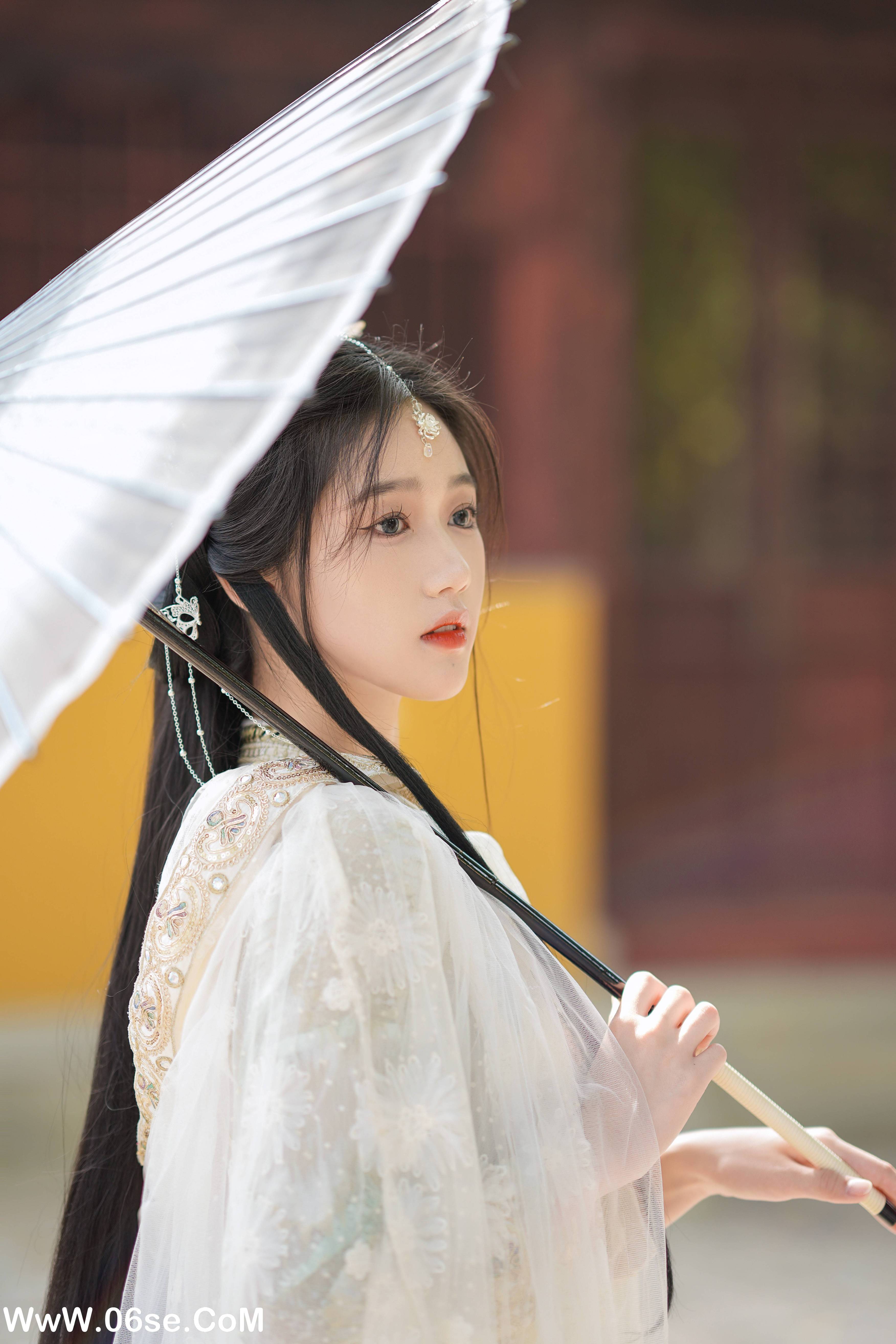 图片[12]-[YITUYU艺图语]2022.12.22 神的坠落 岳雨婷[26+1P／202MB]-六色网