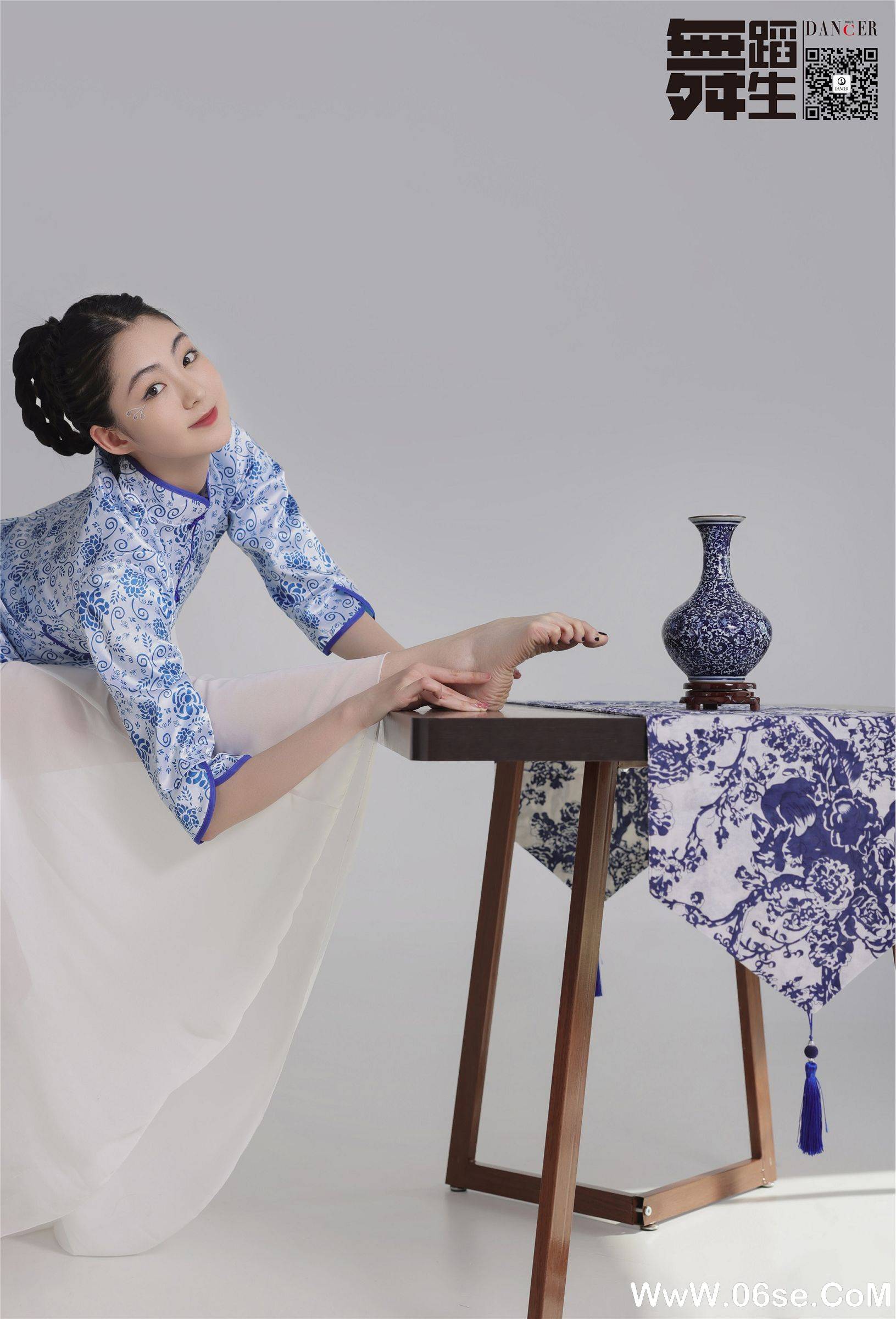 图片[34]-[GALLI嘉丽] 舞蹈生日记 104 – 青花瓷 韩玉彤-六色网