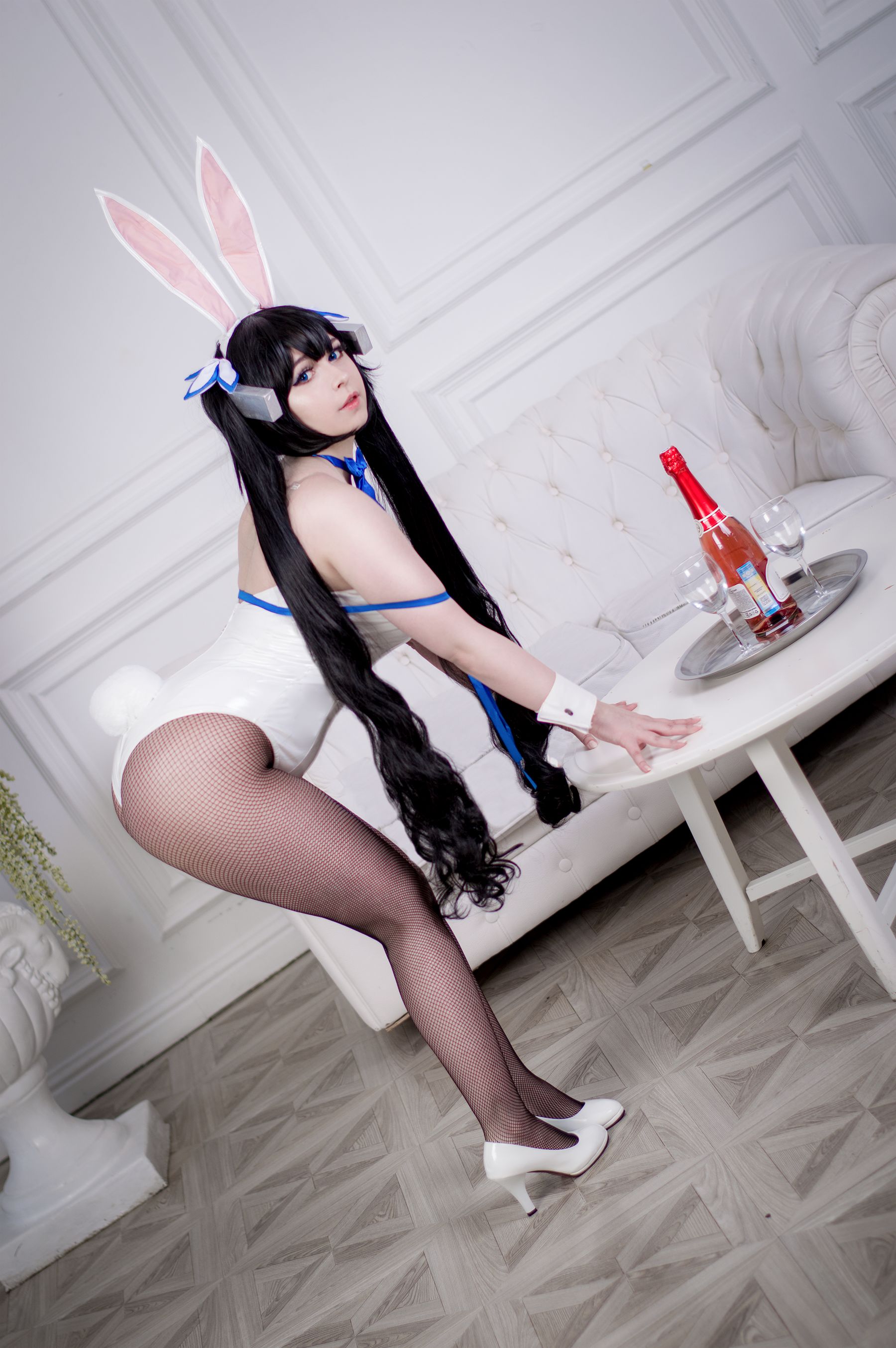 [福利COS]_Yoshinobi_-_Hestia_Bunny-写真图集共39P 4