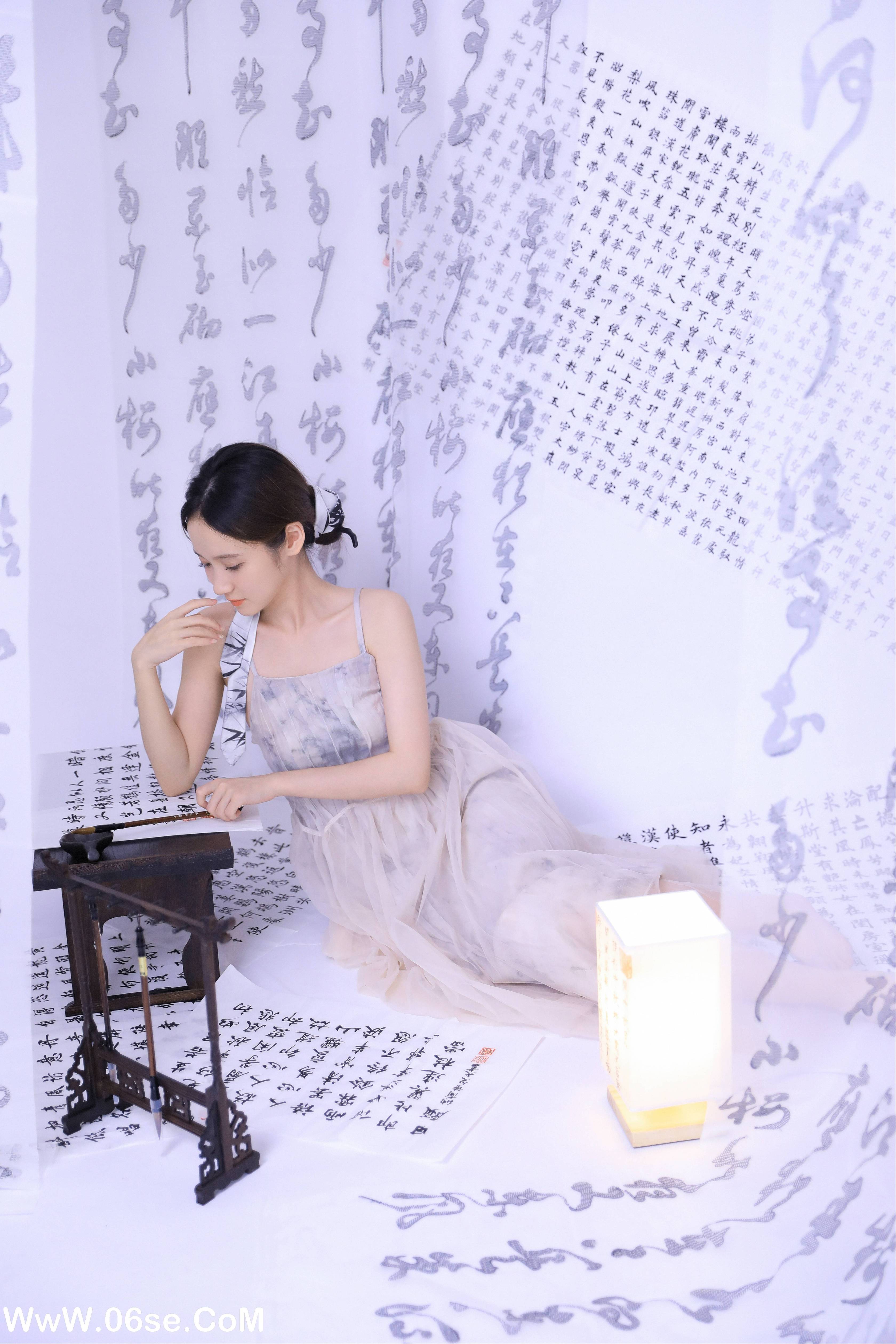 图片[9]-[YITUYU艺图语]2022.11.12 坐看闲庭听书语 不爱奶糖[25+1P／222MB]-六色网