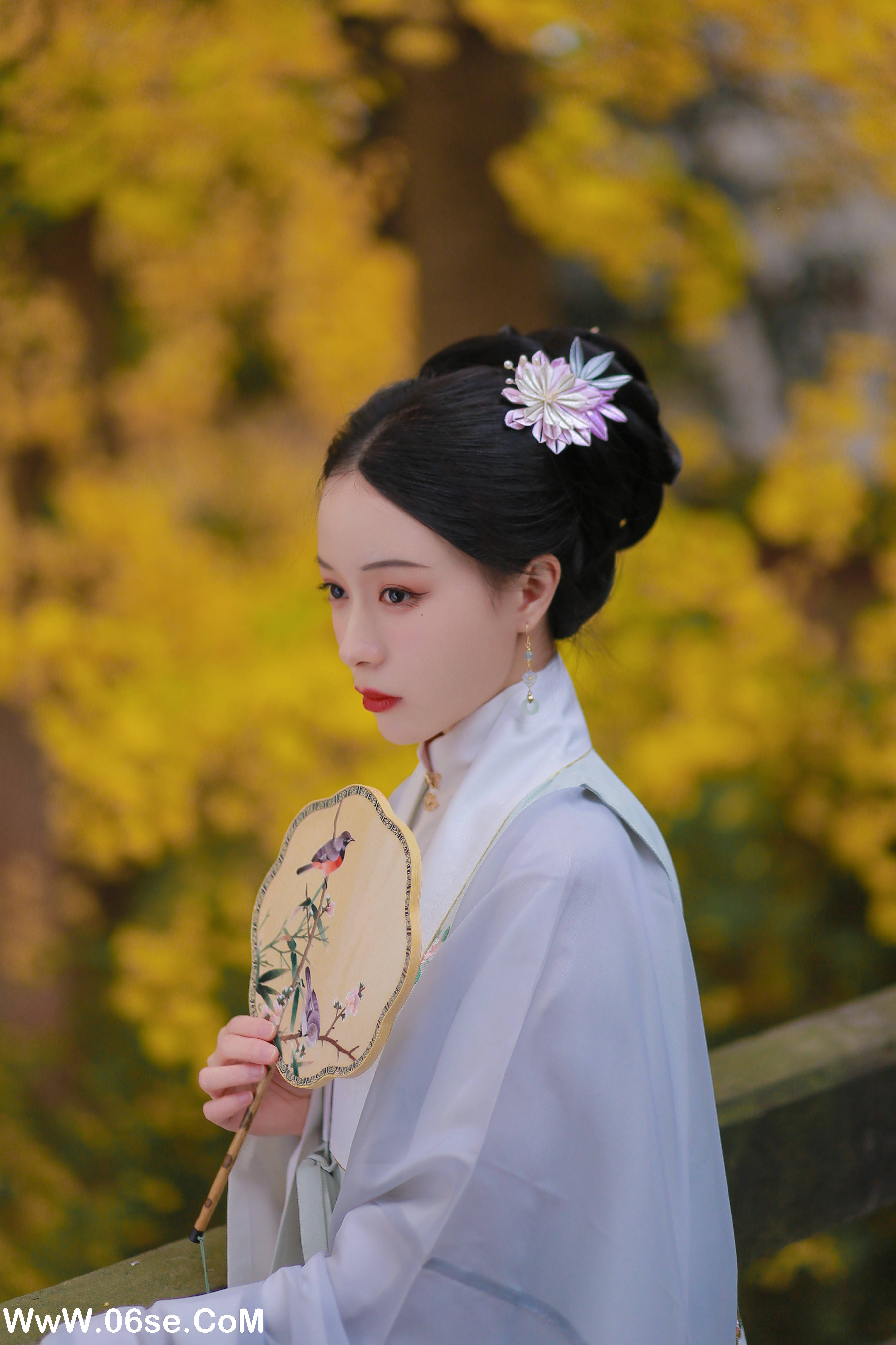 图片[30]-[YITUYU艺图语]2022.02.17 银杏歌 花泽阮阮[34+1P／353MB]-六色网