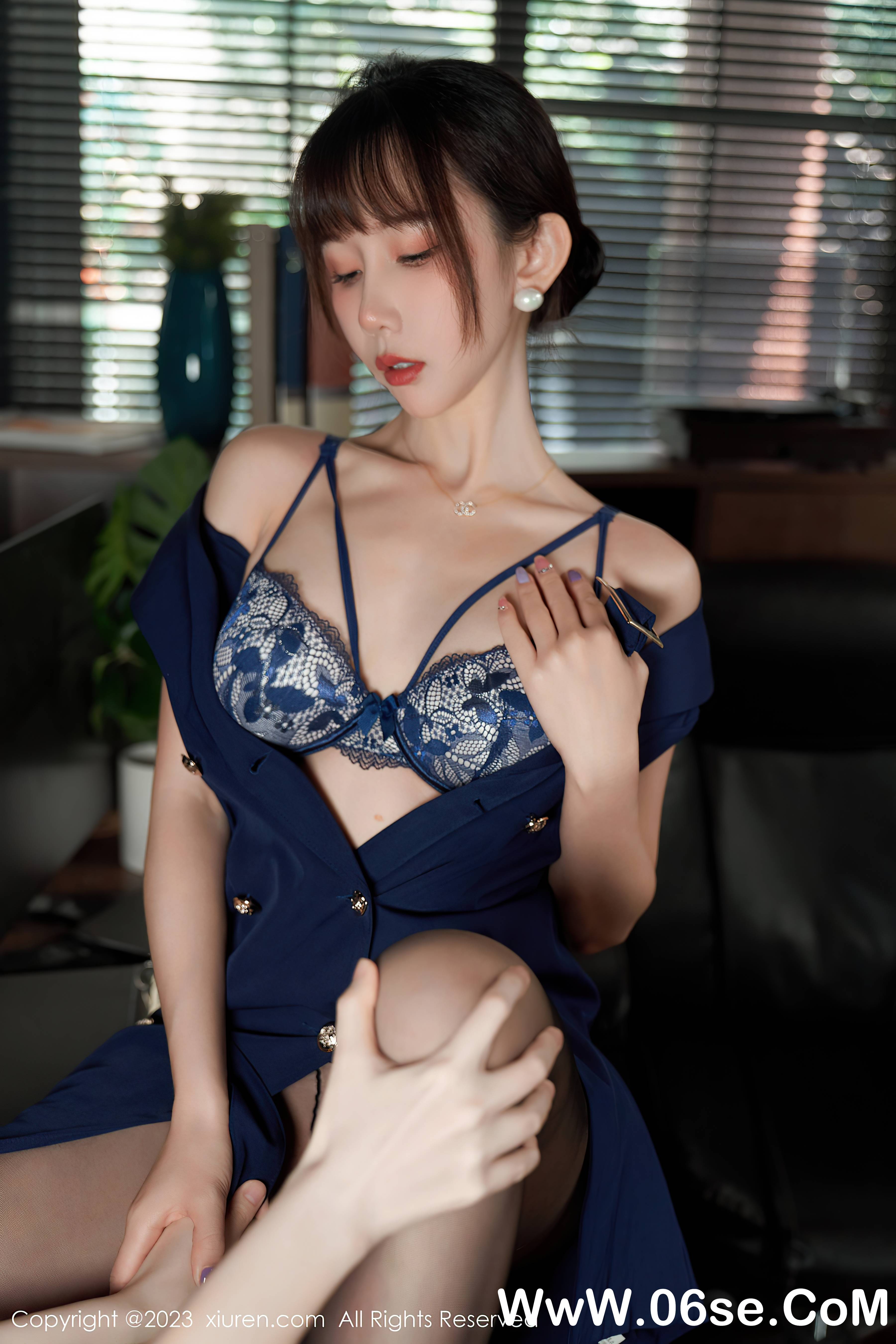 图片[44]-[XiuRen秀人网] 2023.05.15 NO.6737 波巧酱-六色网