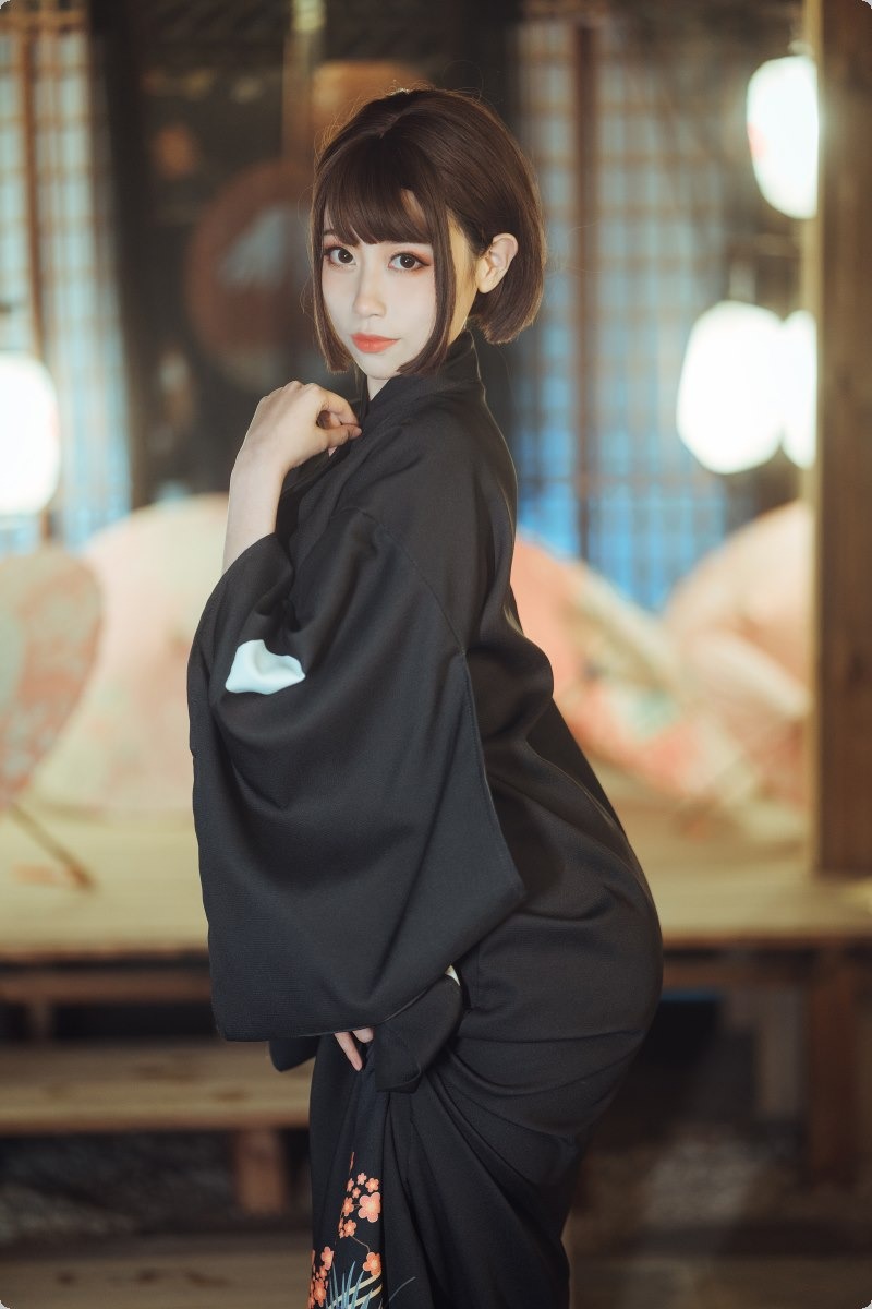 [Cos]奈汐酱 - 老板娘2套[41P] 5