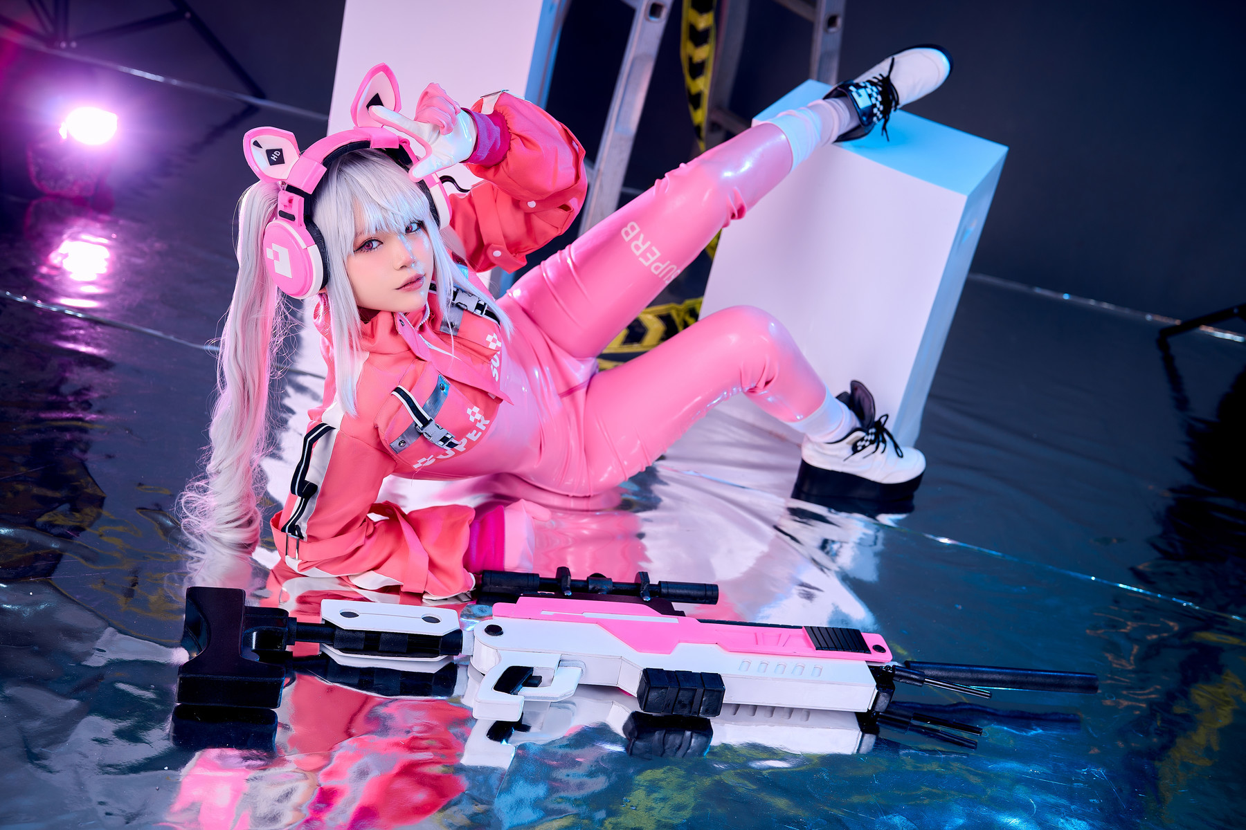 Cosplay ZinieQ Alice Nikke 17