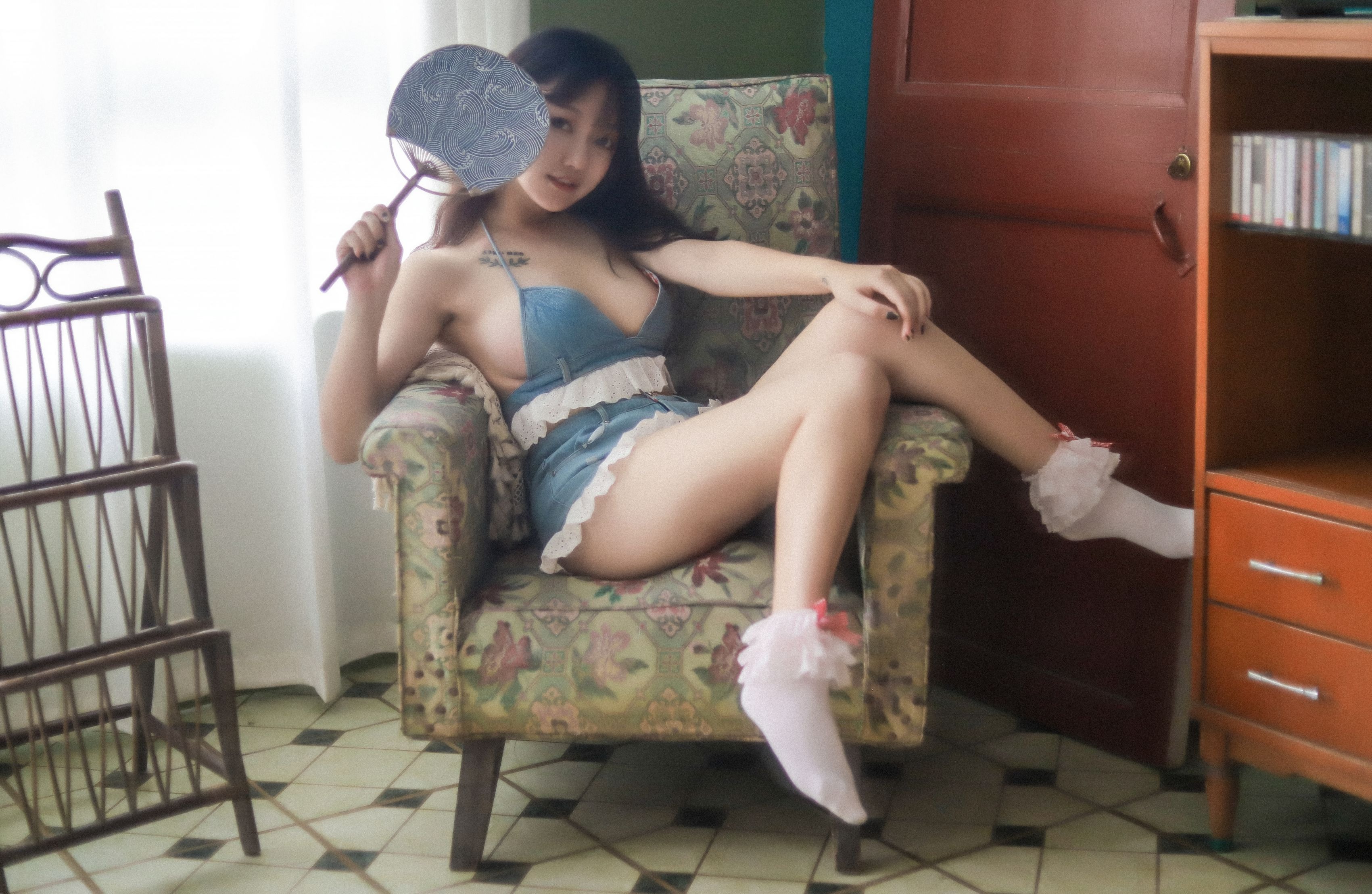 棕桠阿狗崽 - 桃子听蝉 [22P-277MB] 2