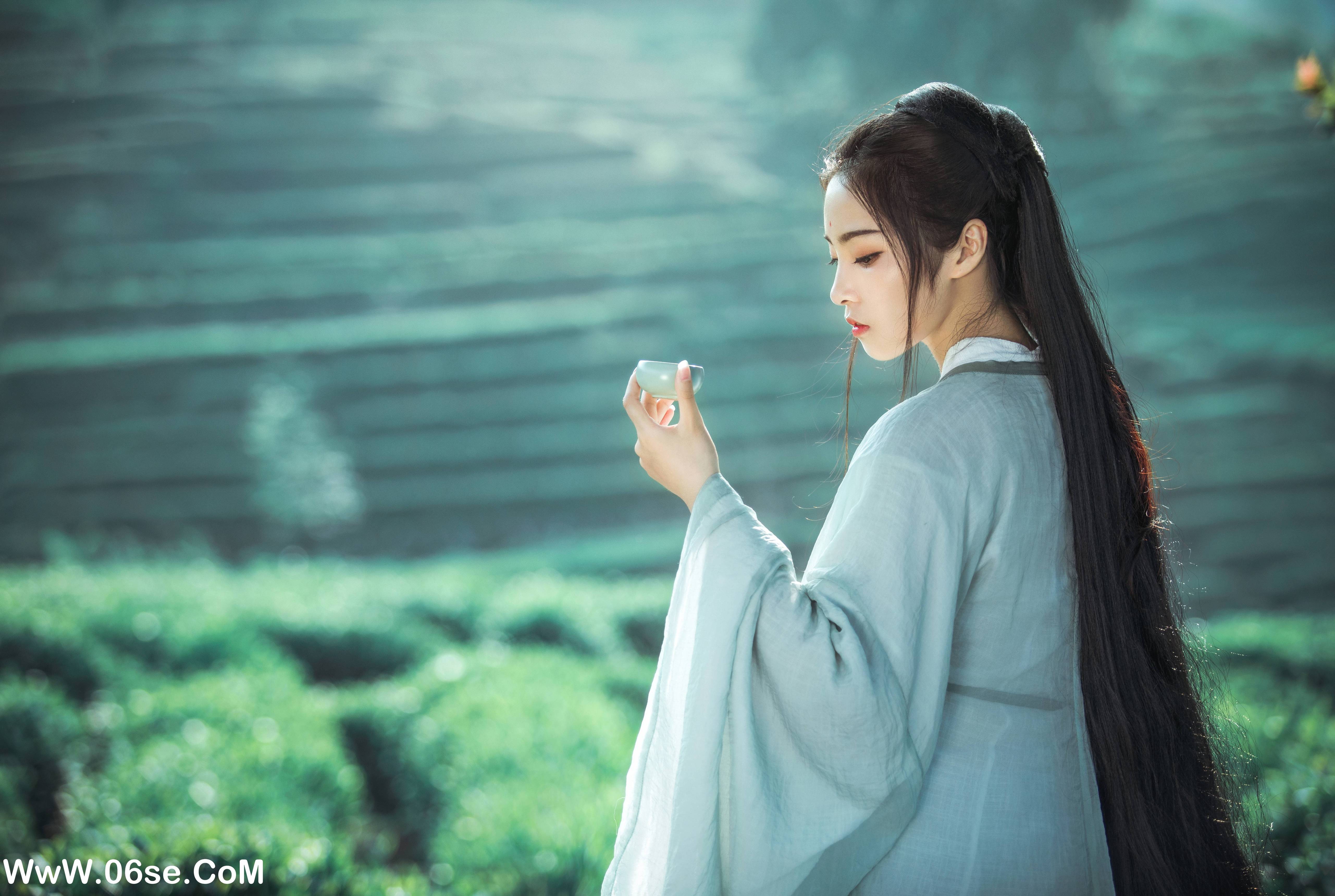 图片[13]-[YITUYU艺图语]2022.05.26 茶山 一个白鹿[32P-824.38MB]-六色网