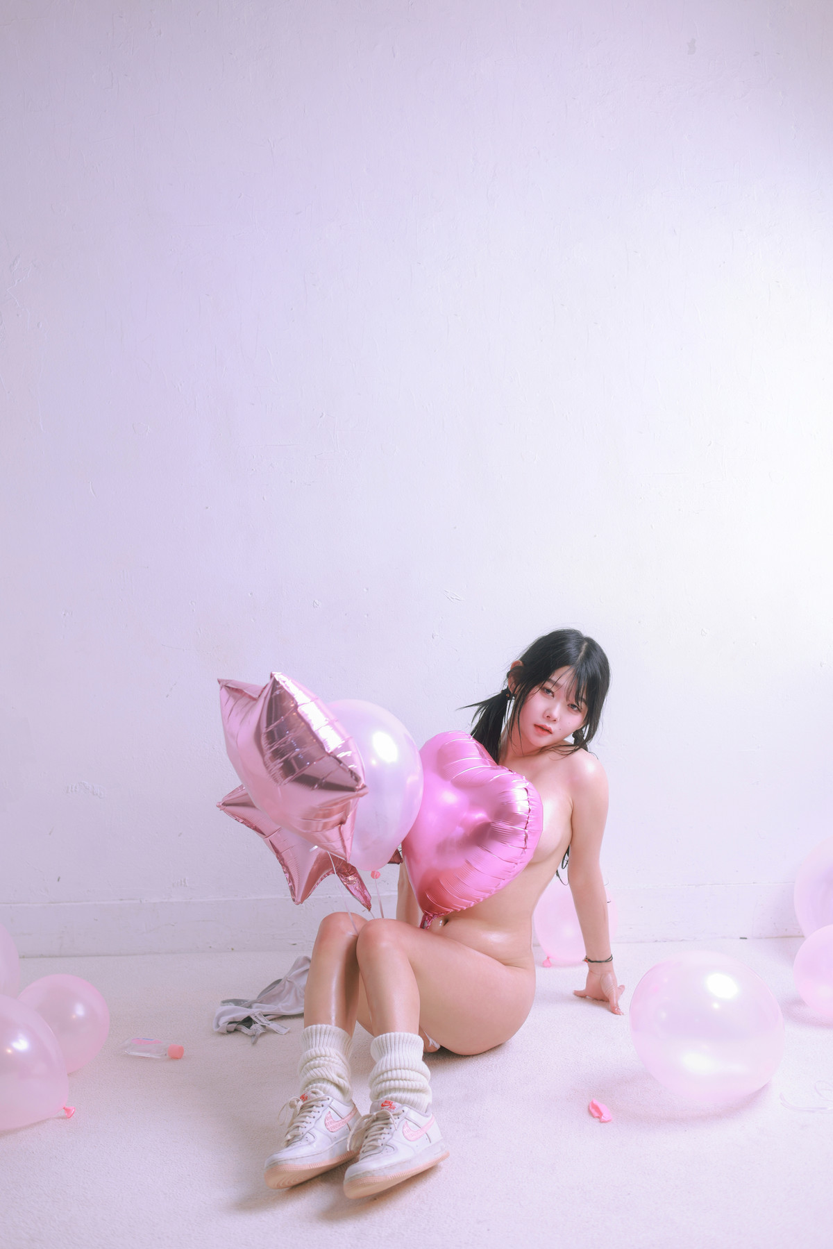 ZIA.Kwon 권지아, [Yo-U] Vol.13 Valentine Set.01 48