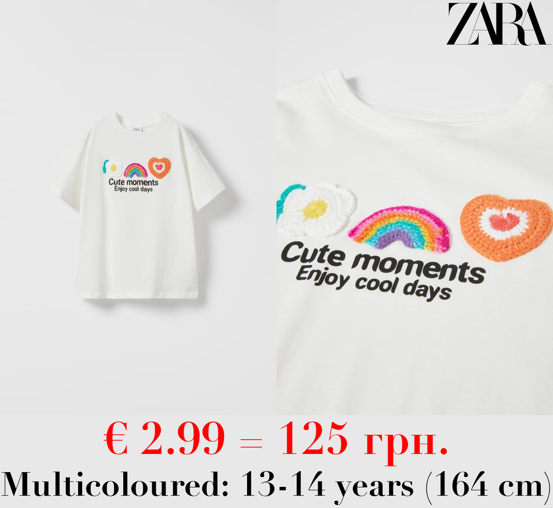 T-SHIRT WITH APPLIQUÉS