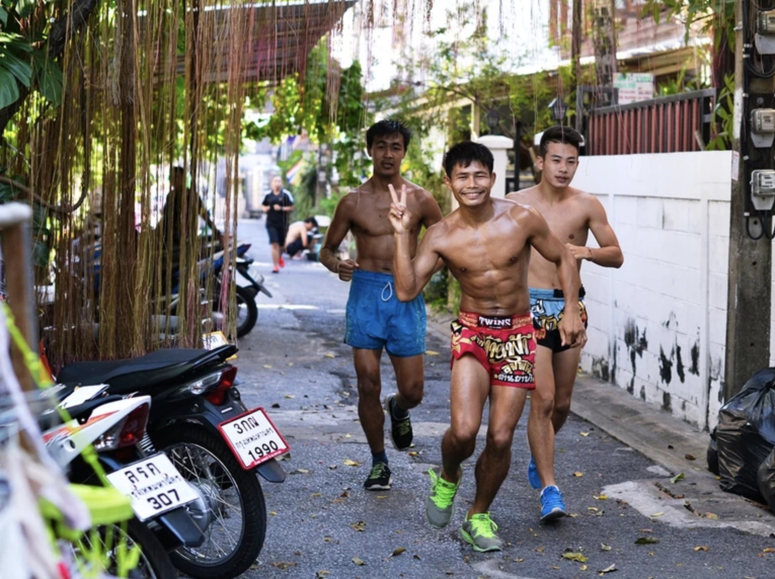 фото гей тайцев фото 52