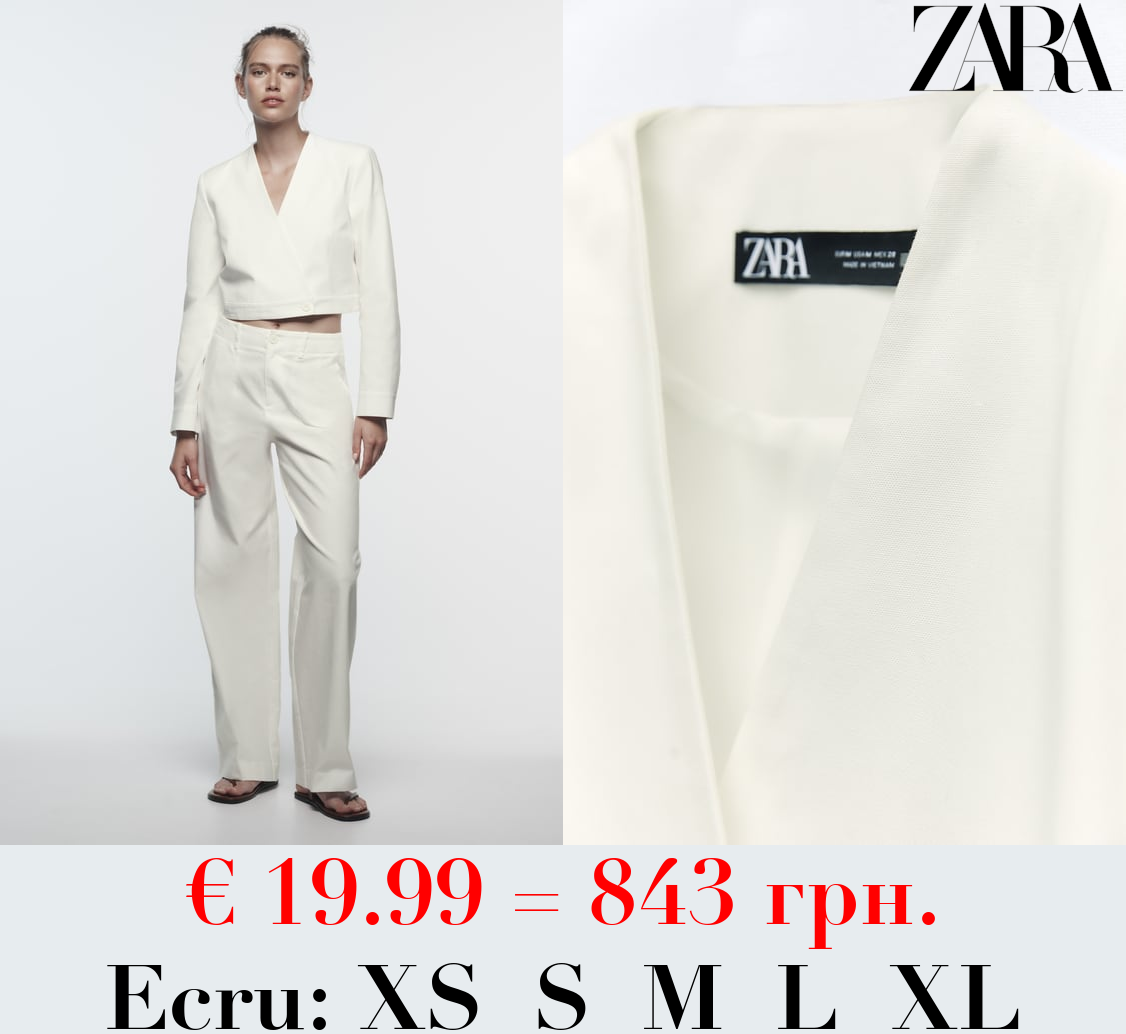 SHORT BLAZER WITH PADDED SHOULDERS