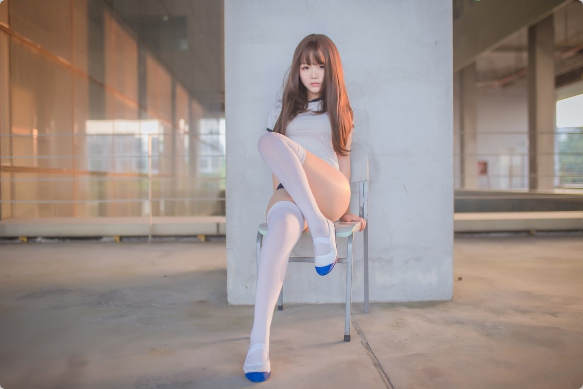 [Cos]宅夏 - 白丝捆绑 [30P] 1