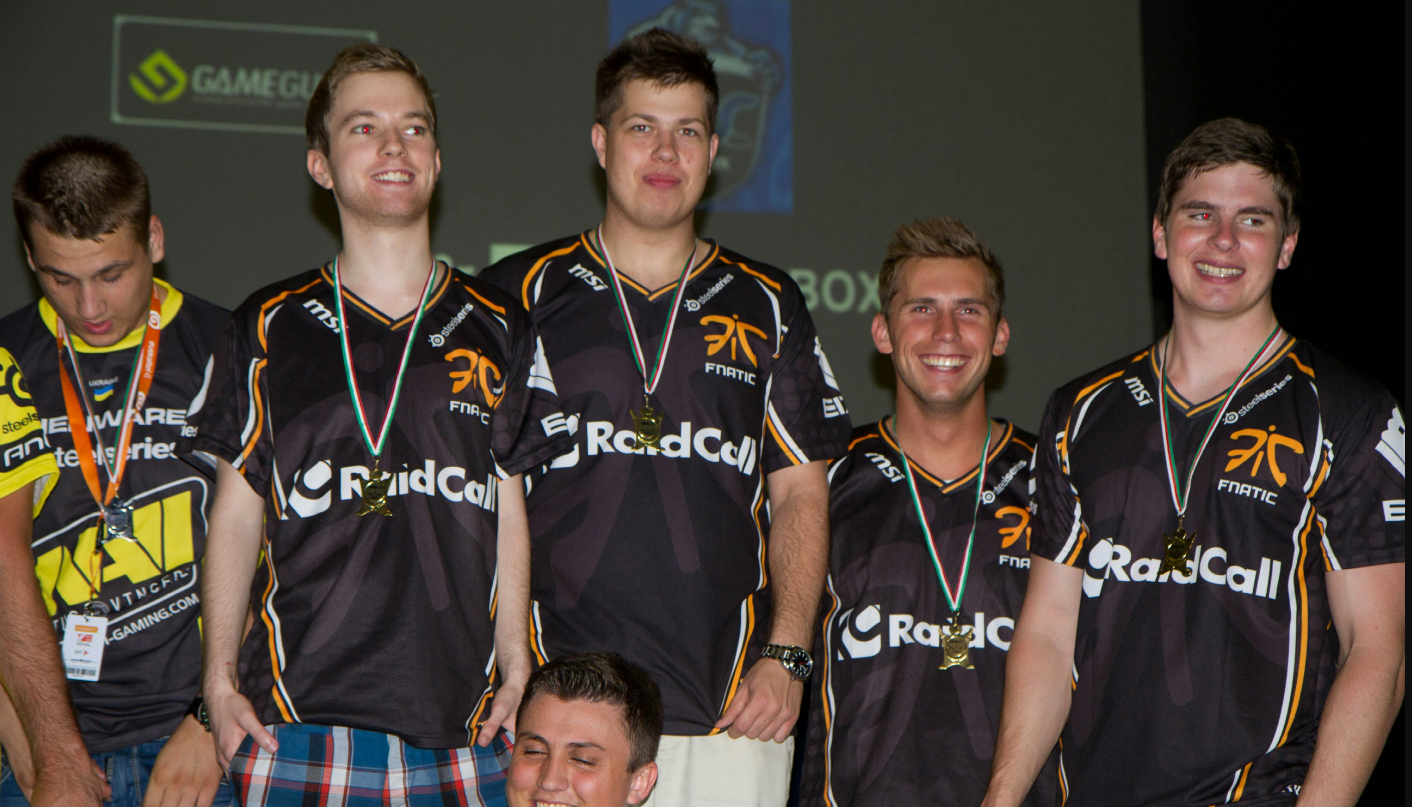 Young ninjas egamers. Фнатик кс1,6 состав. Fnatic CS 1.6. Fnatic CS 1.6 состав.