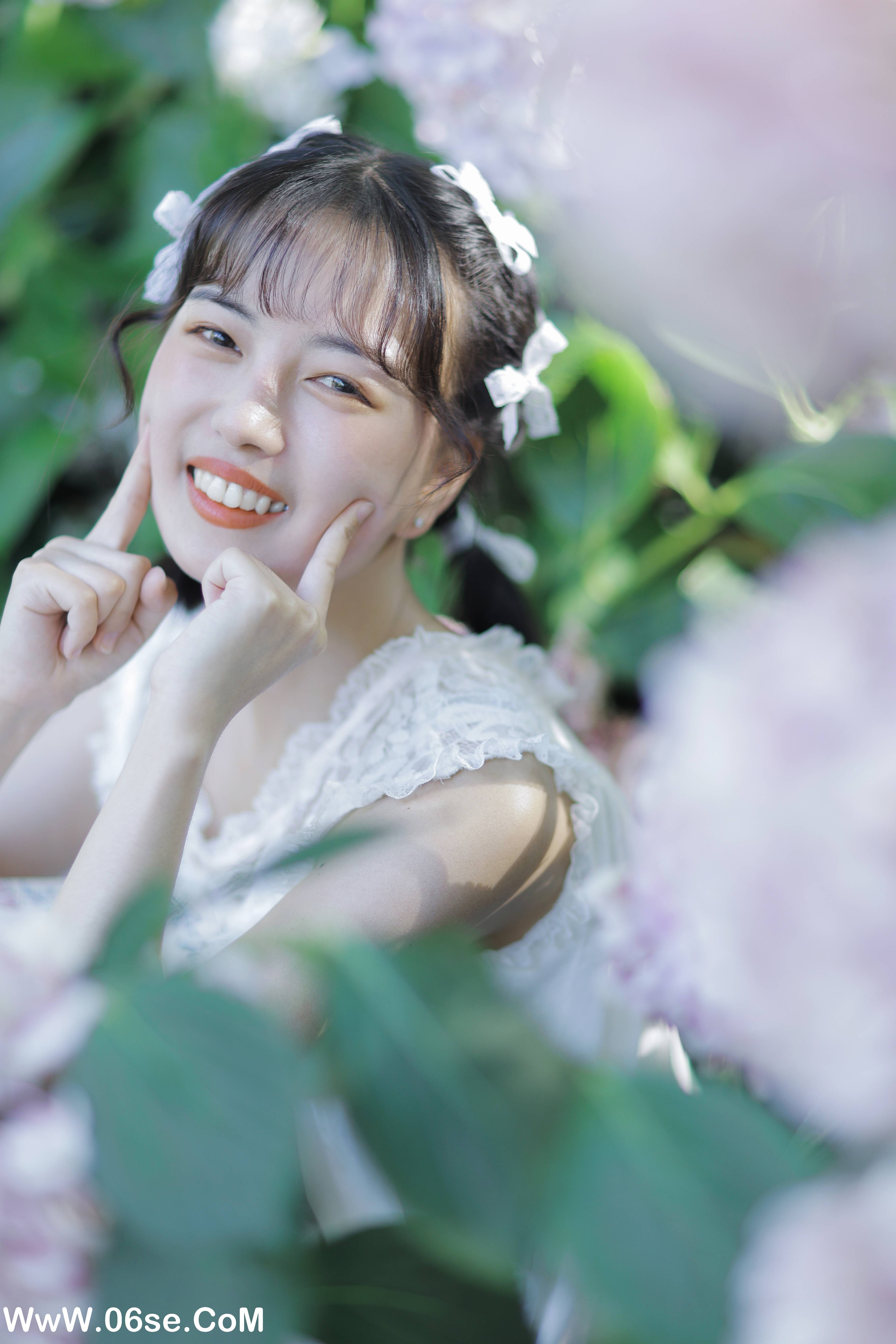 图片[4]-[YITUYU艺图语]2022.05.25 花儿与少女 欣雨[24P-204.16MB]-六色网