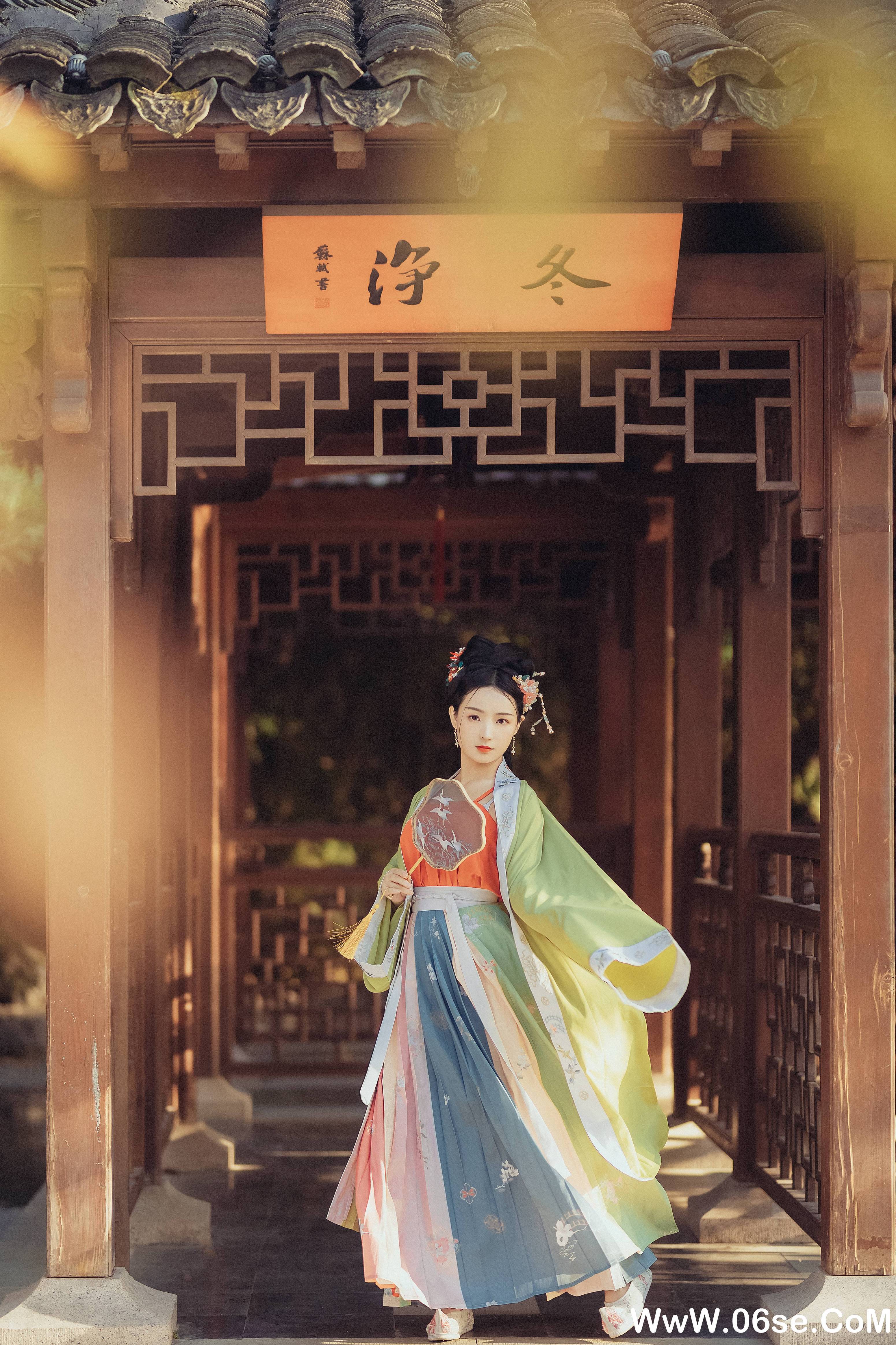 图片[24]-[YITUYU艺图语]2021.10.18 临江秋枫 Seven[36+1P／774MB]-六色网
