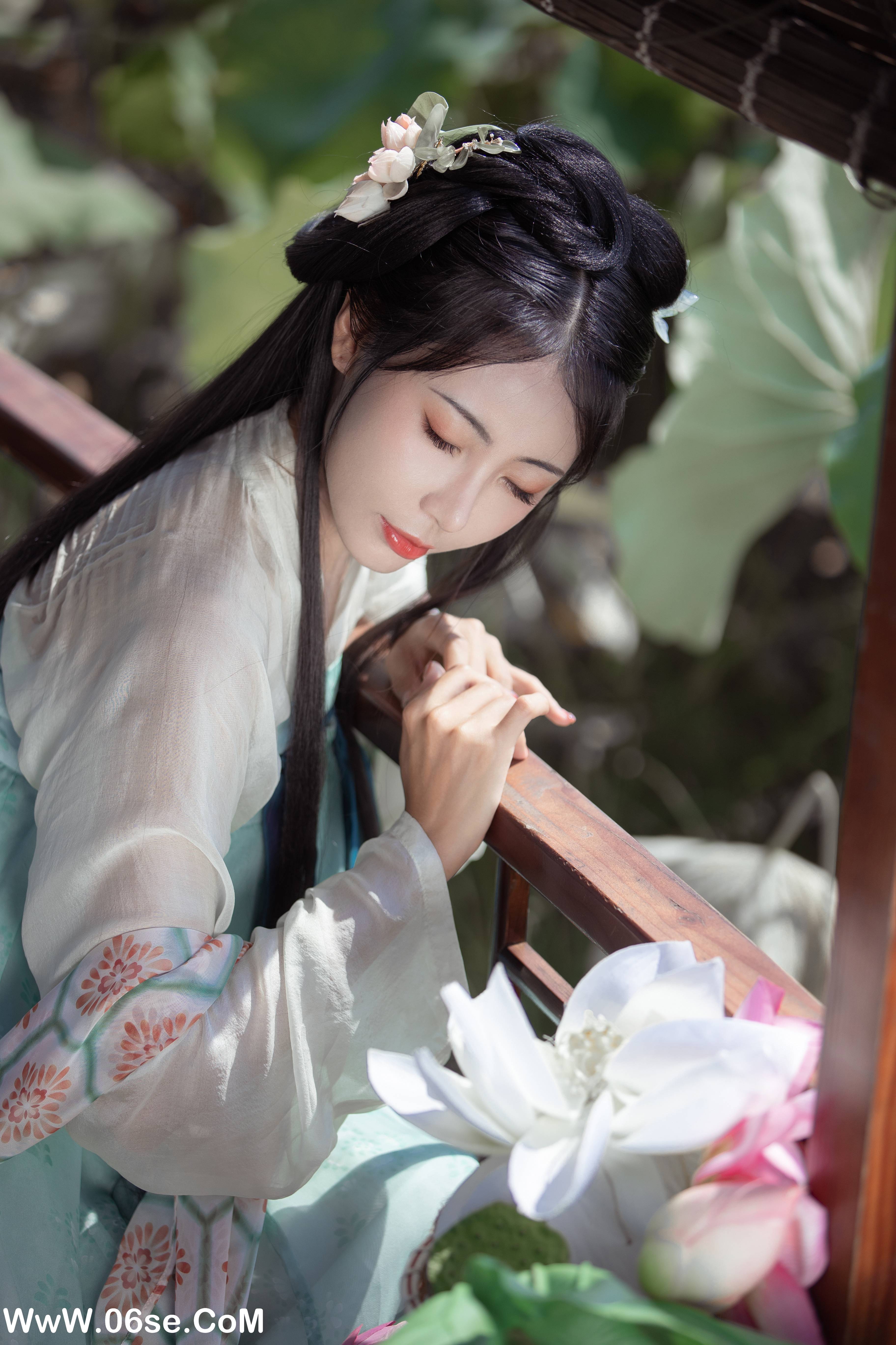图片[22]-[YITUYU艺图语]2022.11.15 荷芰 酸辣粉[30+1P／290MB]-六色网