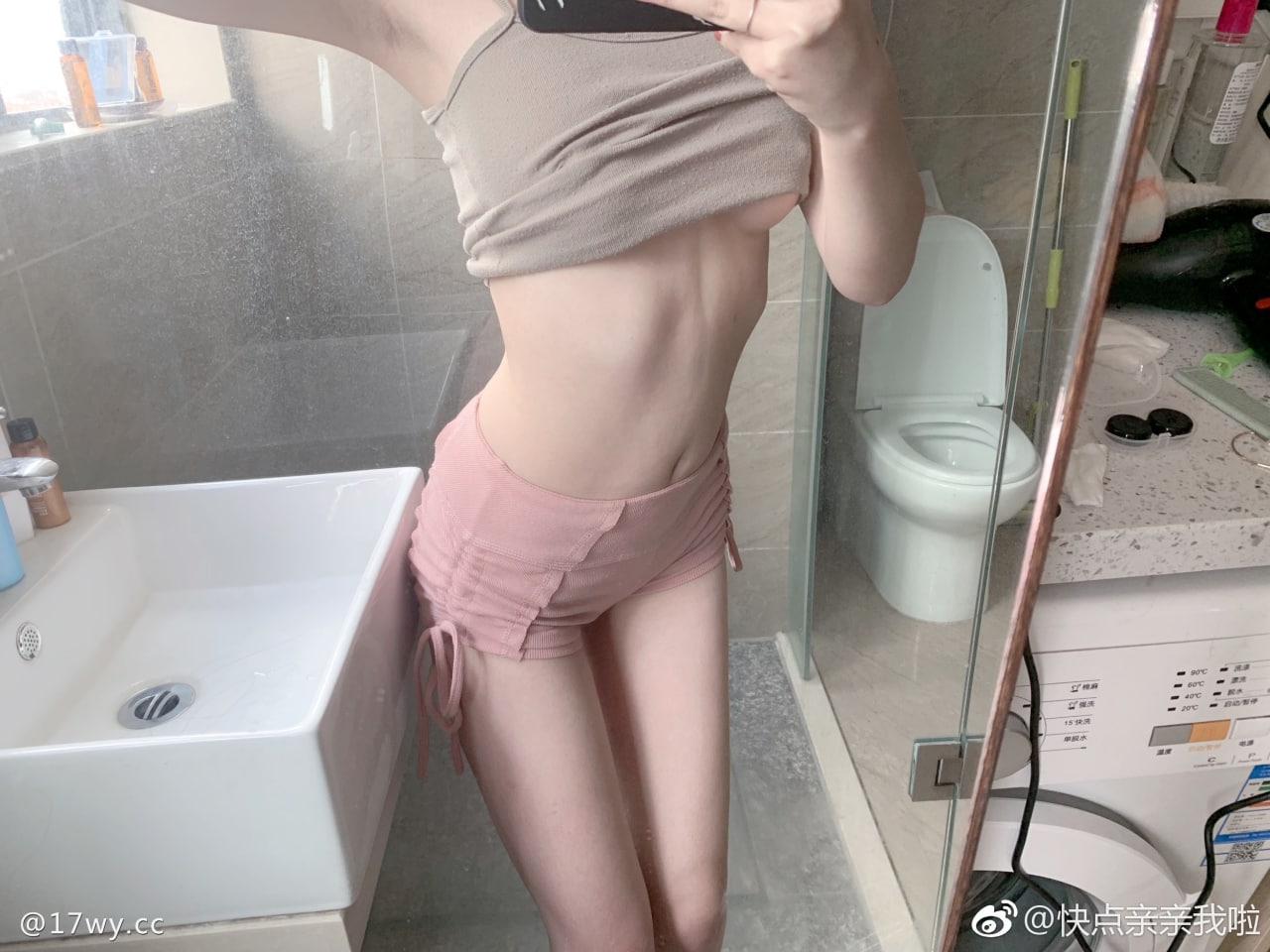 快点亲亲我吖-蕾丝连体、微博推特、洗澡、女仆、兔女郎[116P4V] 52