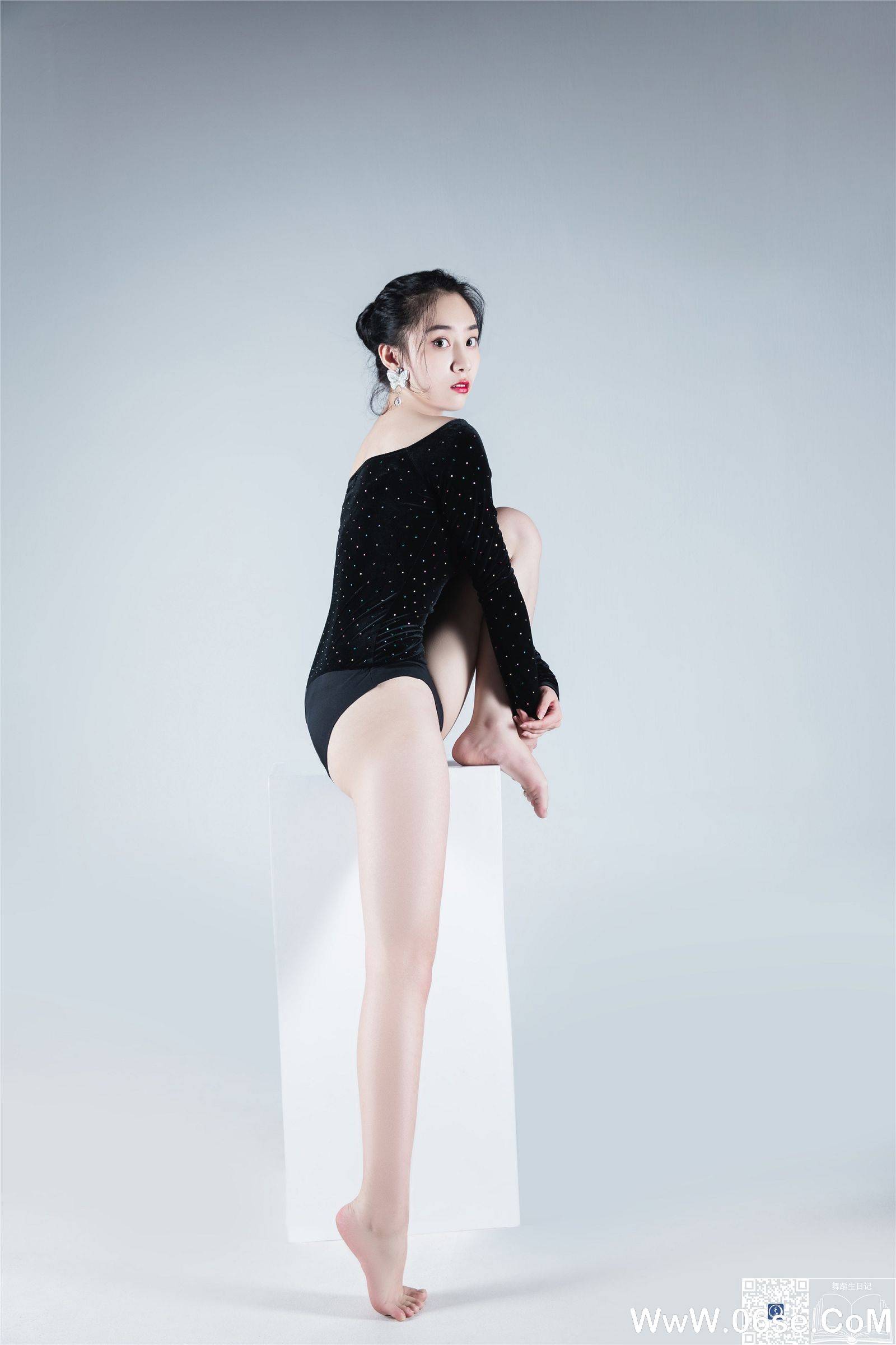 图片[19]-[GALLI嘉丽] 舞蹈生日记 015 – 唐可-六色网