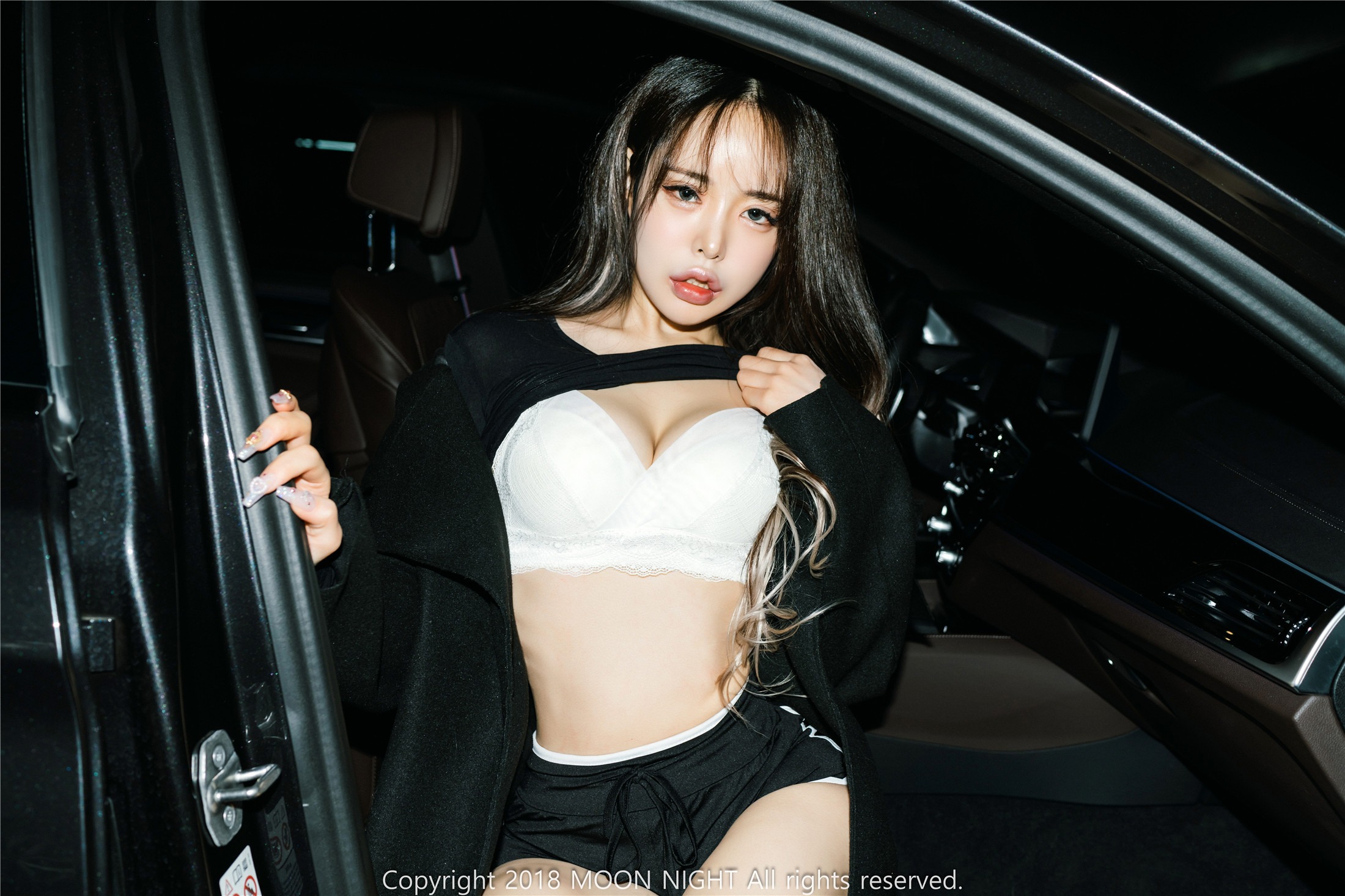 [Moon Night Snap] Barney - Started in The Parking Lot 78P 17
