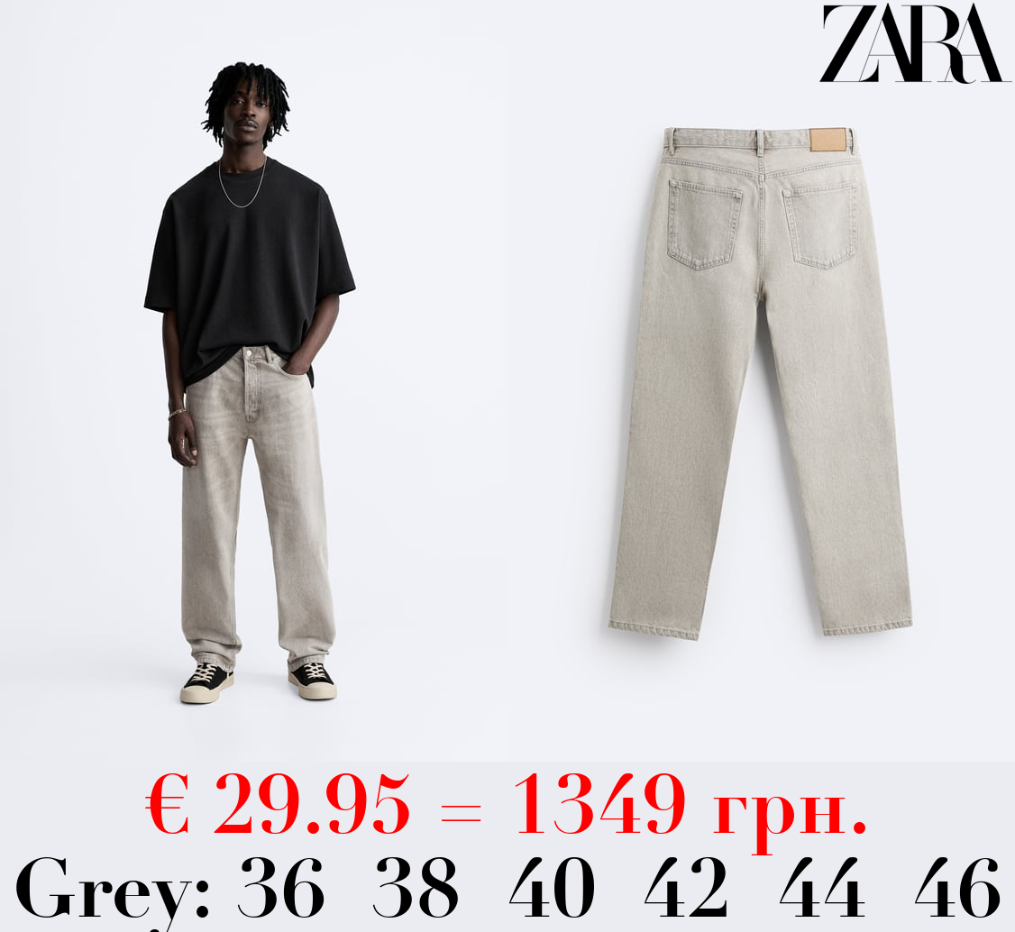 STRAIGHT FIT JEANS