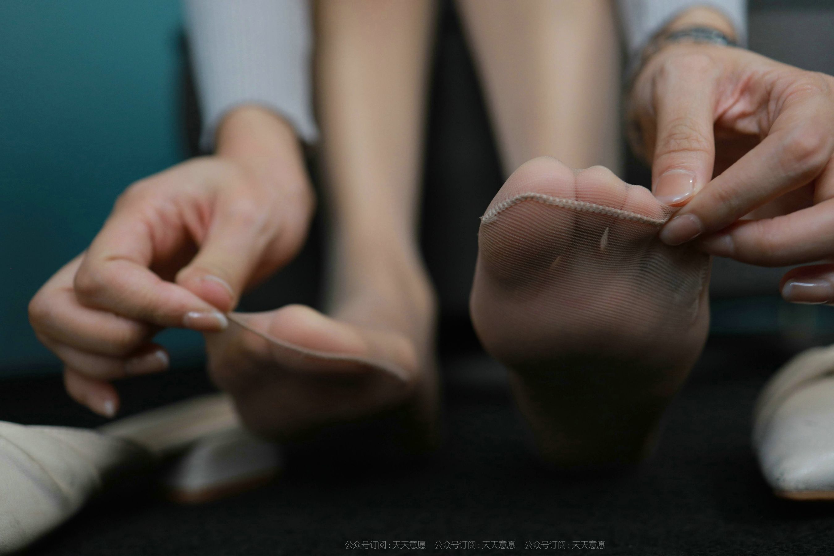 [IESS异思趣向]_模特：婉苹《温柔的碎花裙》-写真图集共90P 3