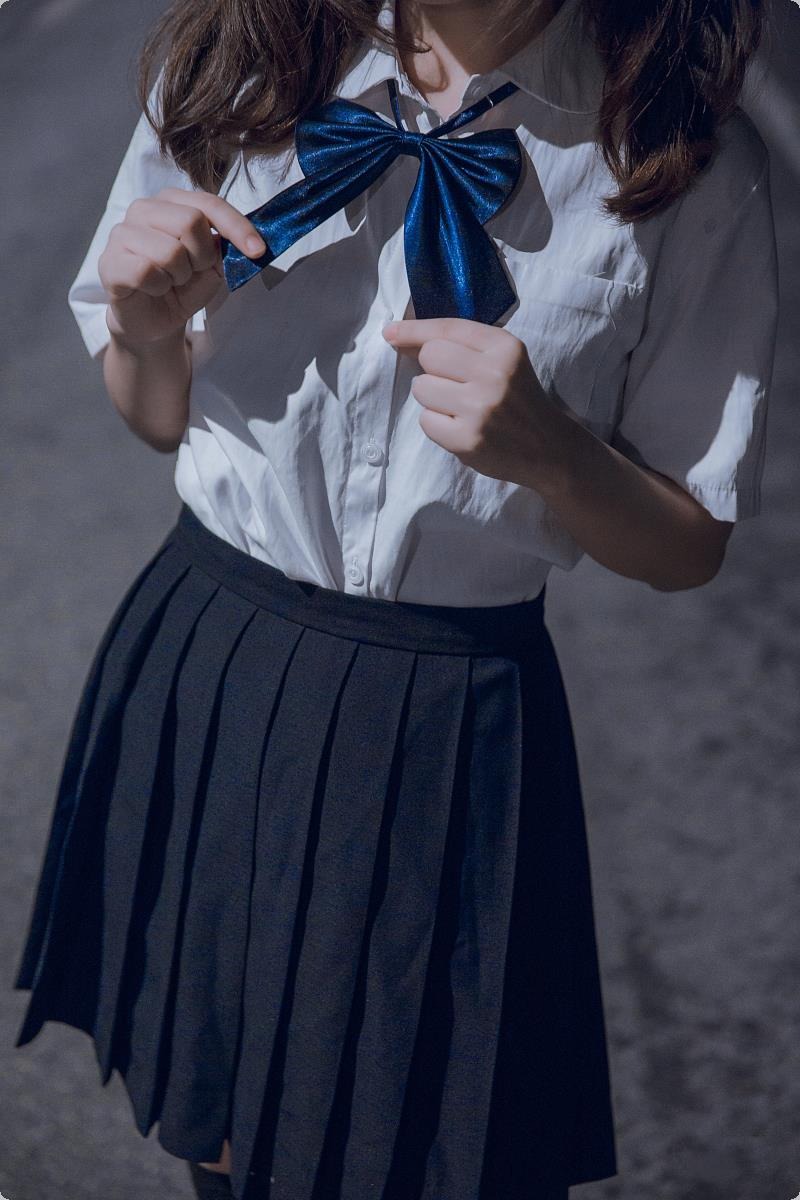 [福利姬]小鸟酱 - pure black outdoor [42P+2V] 18