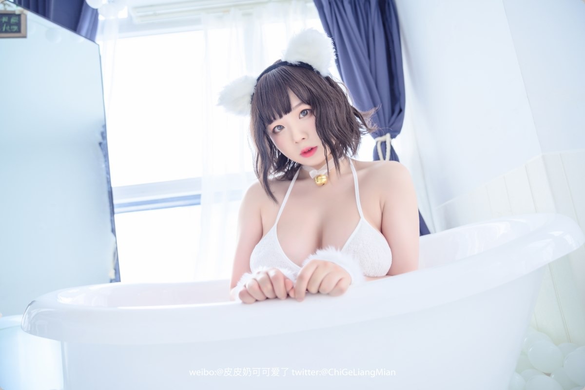 [Cos]皮皮奶 - 白猫[50P] 18