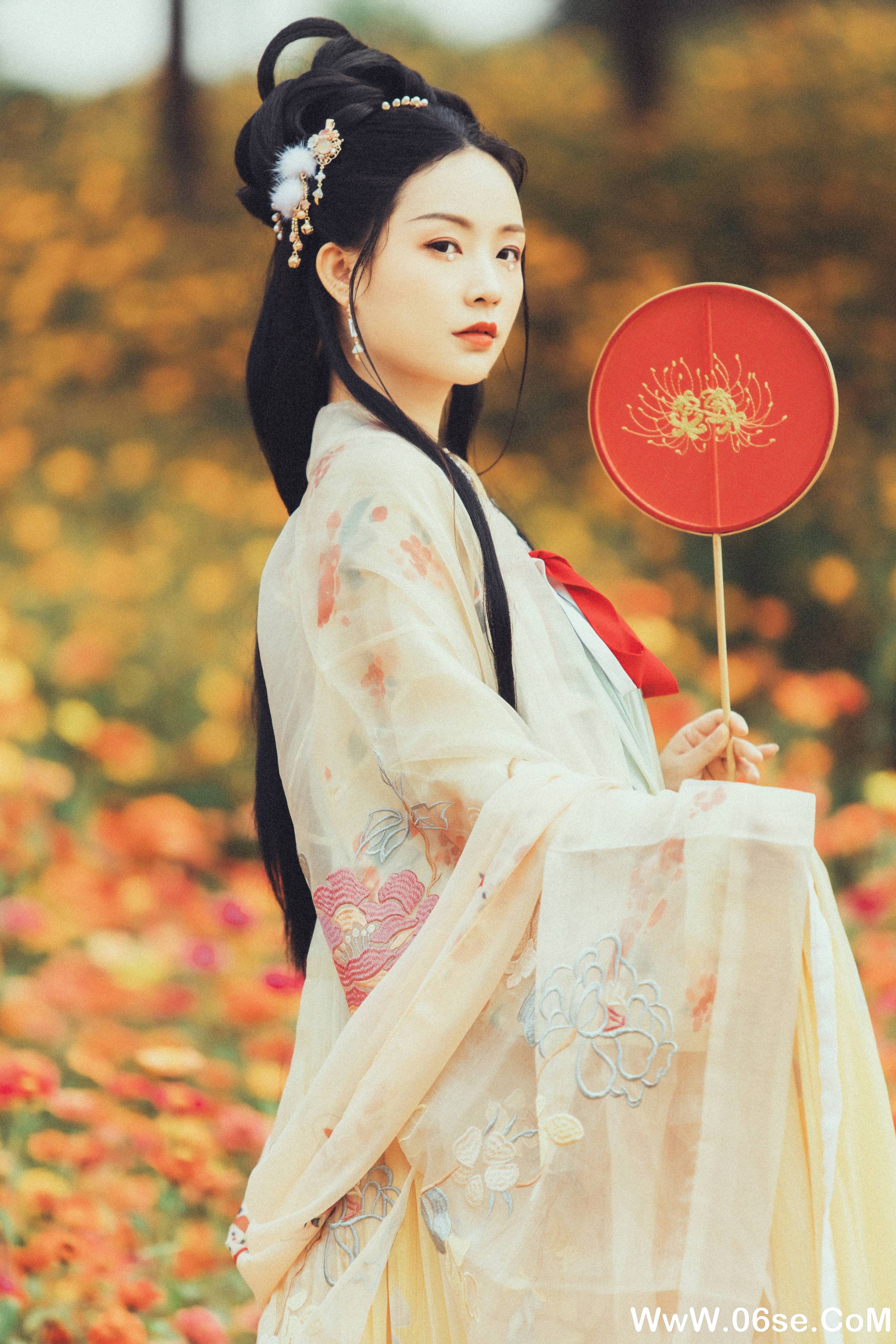 图片[32]-[YITUYU艺图语]2021.10.16 花期未央 Seven[37+1P／601MB]-六色网