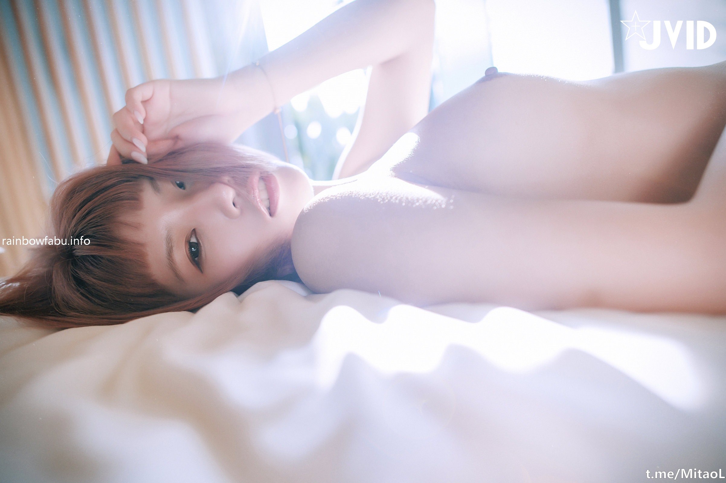 JVID唯美情色艺术尤物 果宝宝 未曾谋面的网恋小女友 洞洞装湿身诱惑 美乳激凸紧致嫩穴 174P 63
