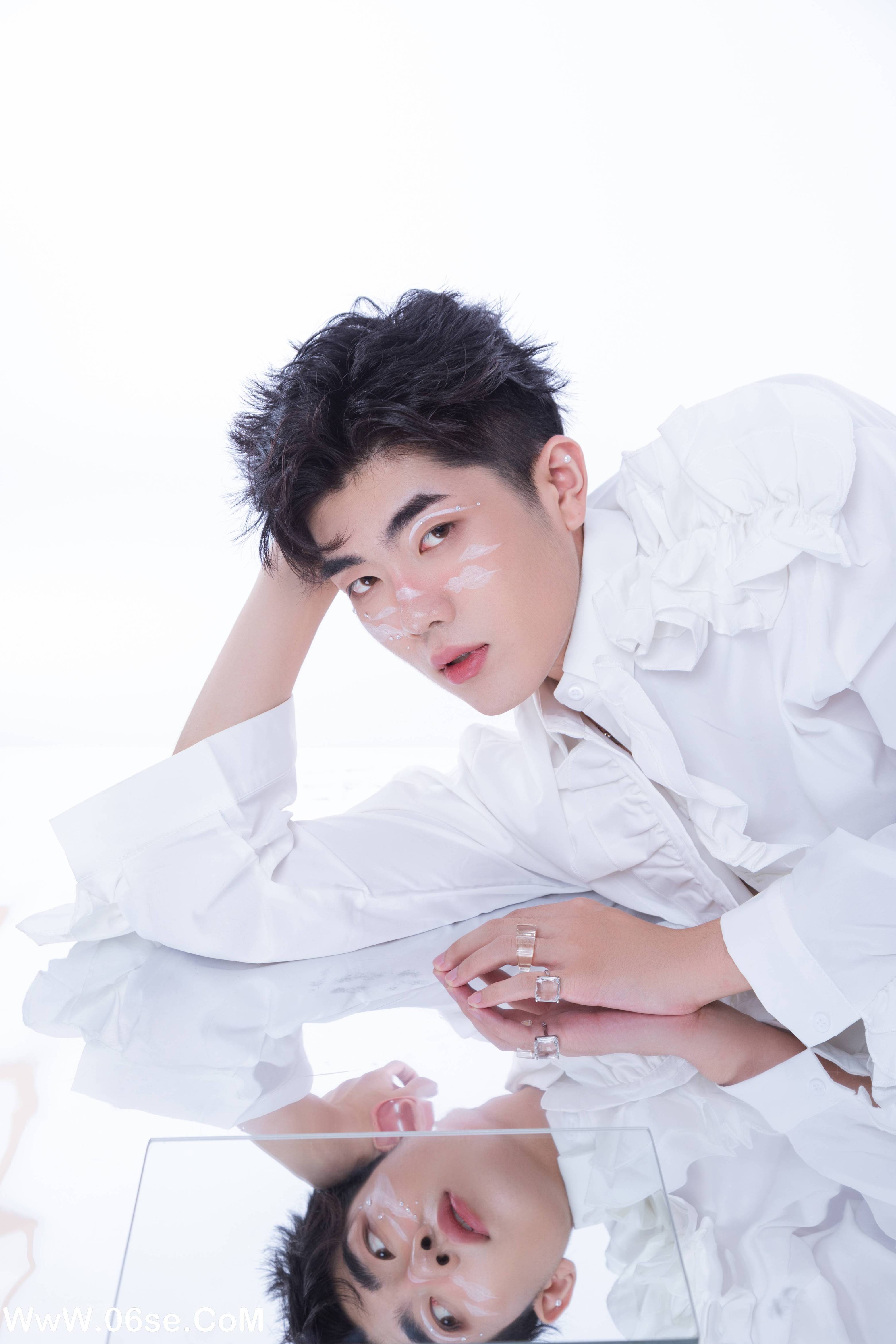图片[9]-[YITUYU艺图语]2022.07.09 白色蝴蝶 陈川儿Andrew[22+1P／171MB]-六色网