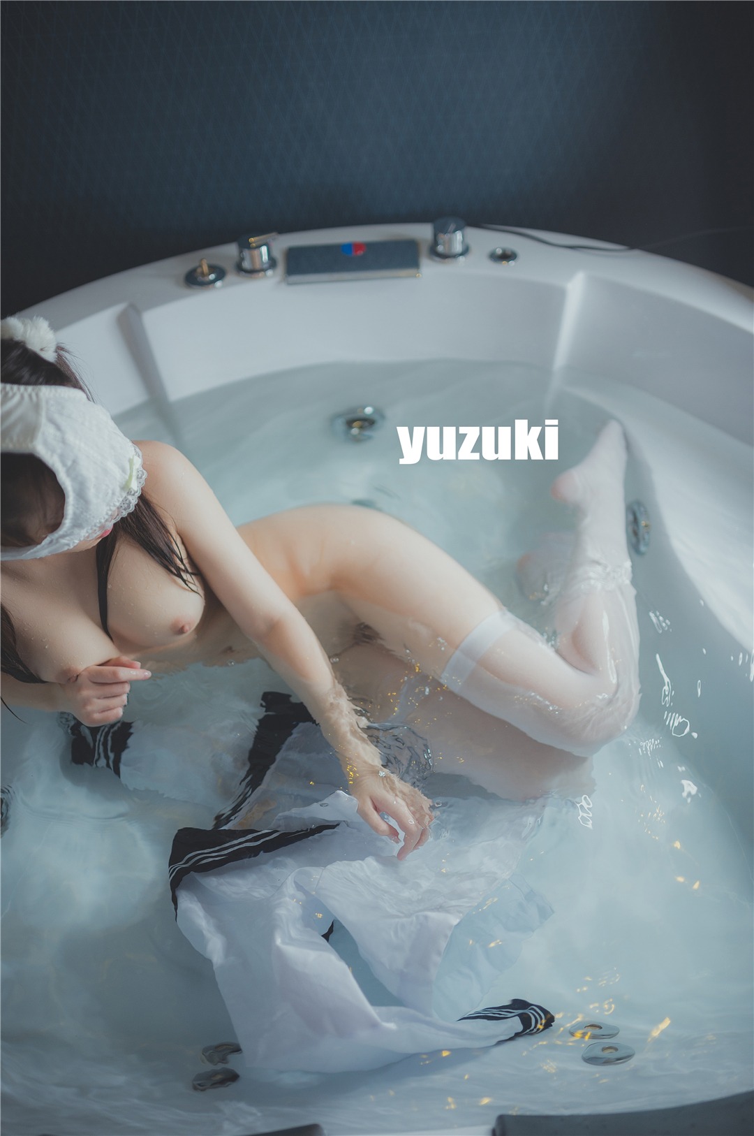 柚木 第32季 [泡泡条纹袜] 79P+1V 70