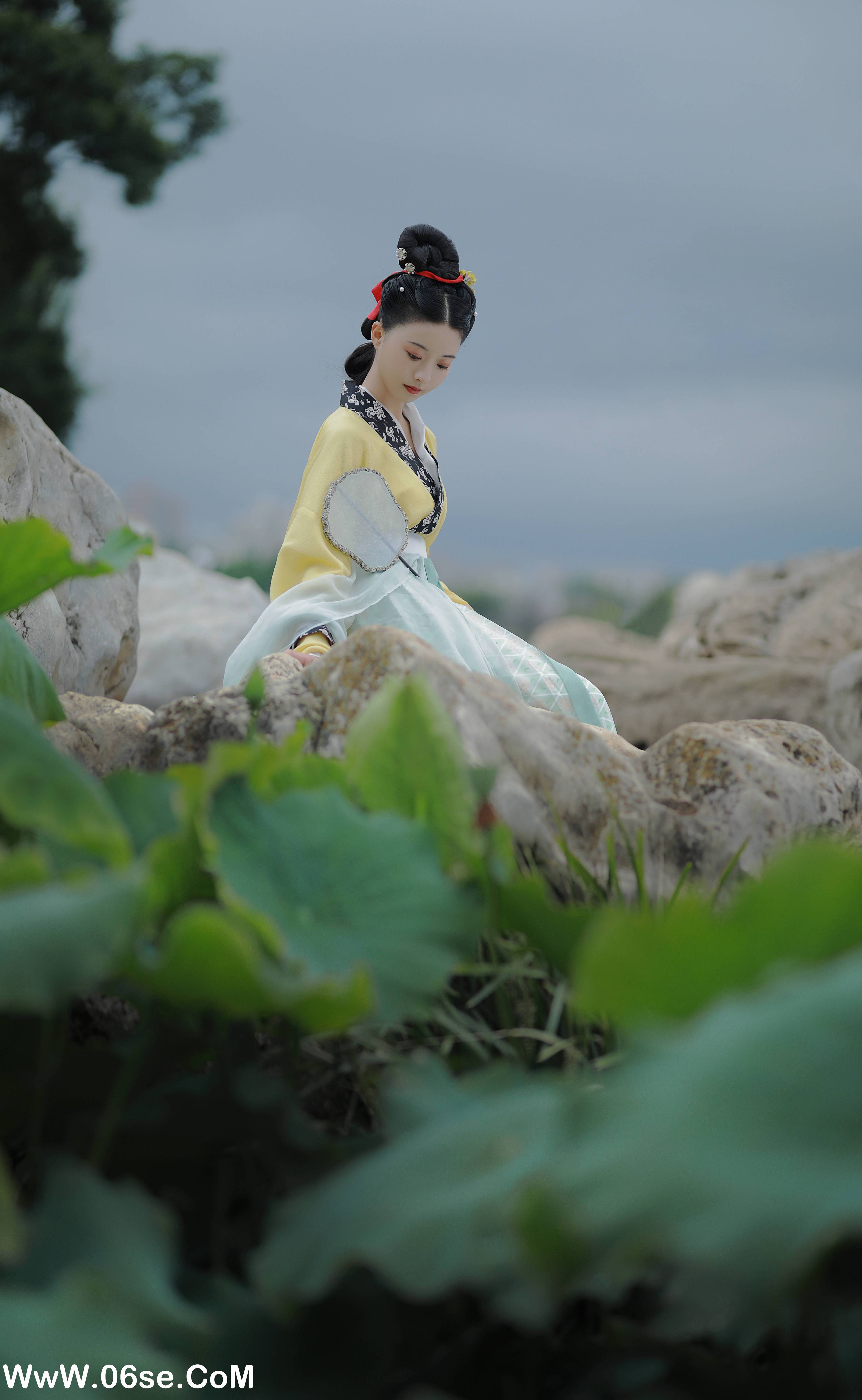 图片[5]-[YITUYU艺图语]2022.08.09 半夏 YunFleur[32+1P／640MB]-六色网