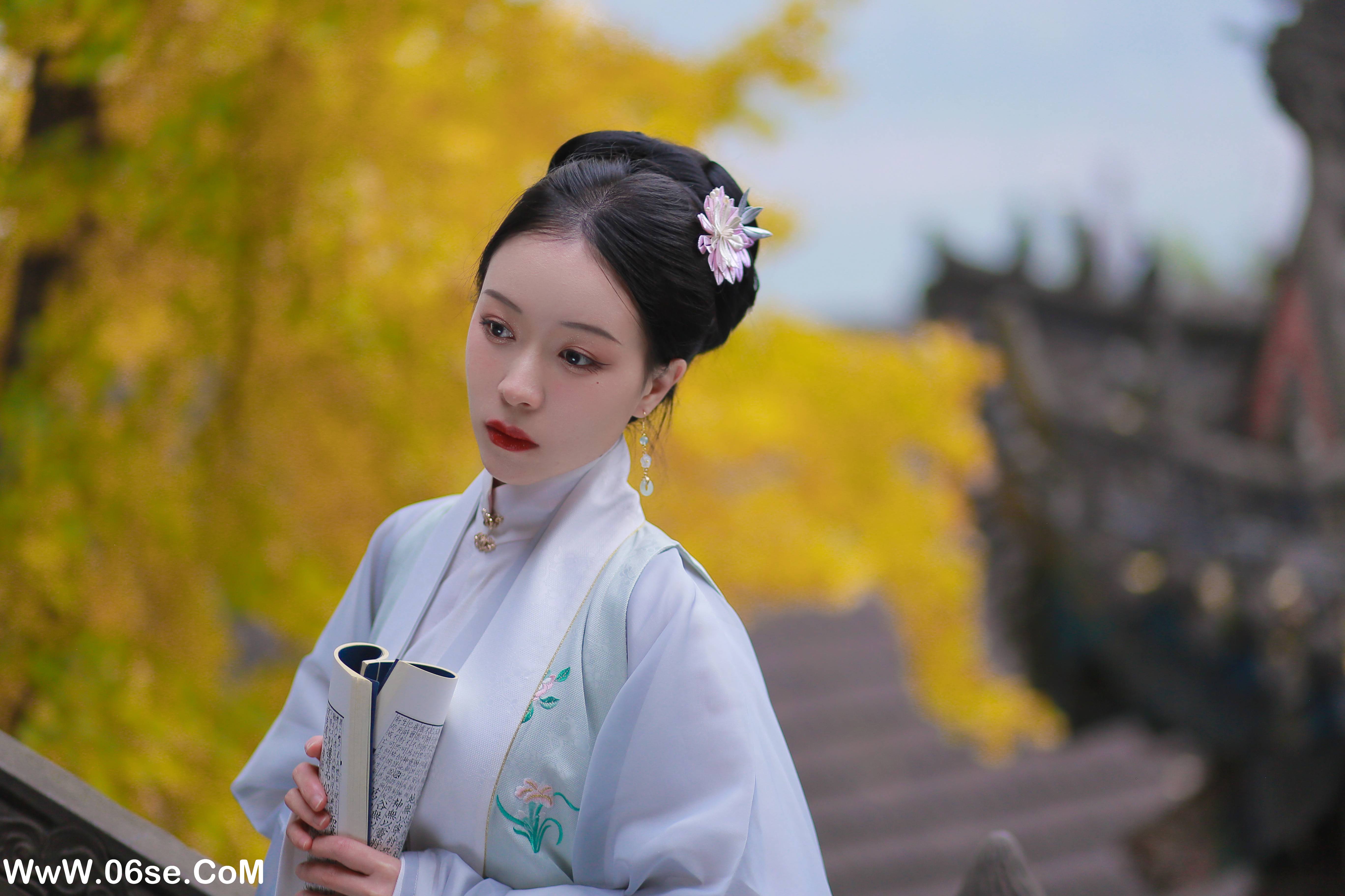 图片[29]-[YITUYU艺图语]2022.02.17 银杏歌 花泽阮阮[34+1P／353MB]-六色网
