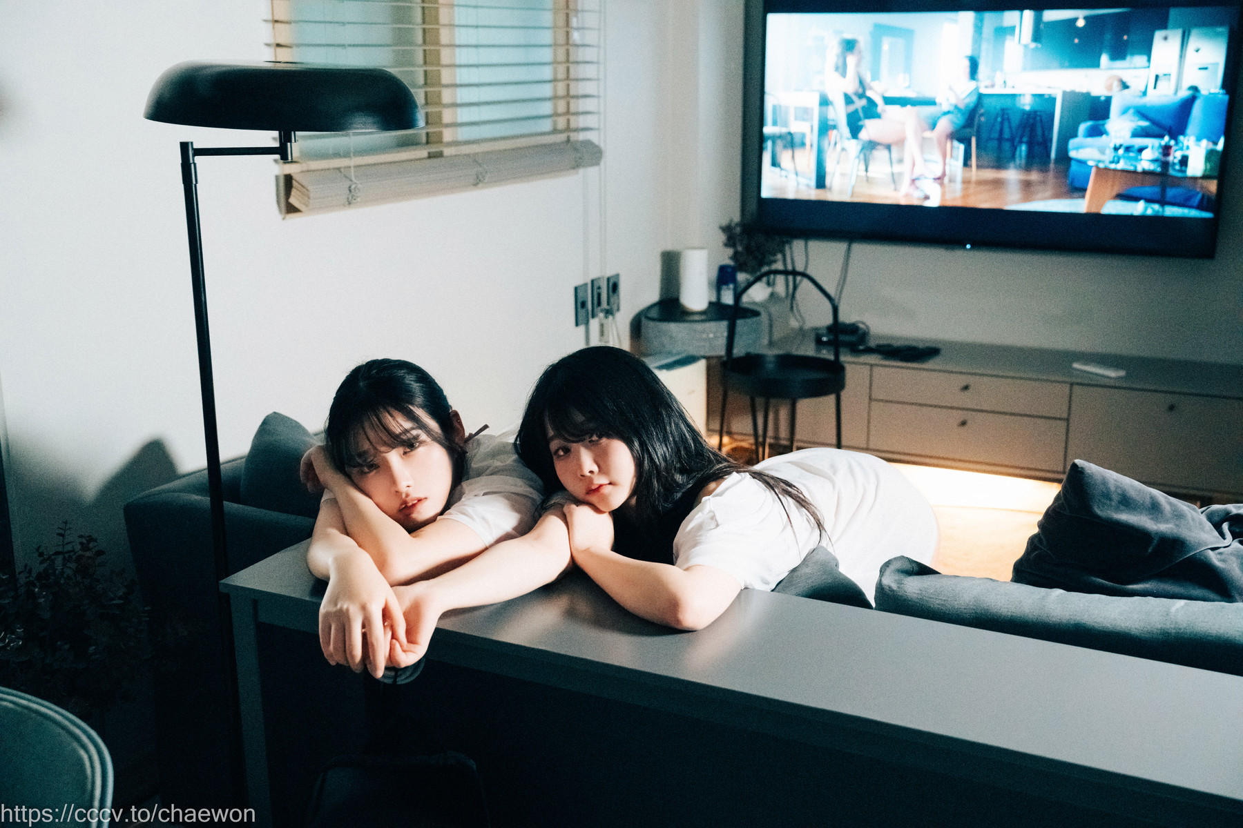 Sonson 손손, ZIA.Kwon 권지아, [Loozy] Yuri, Girl’s love Set.01 40
