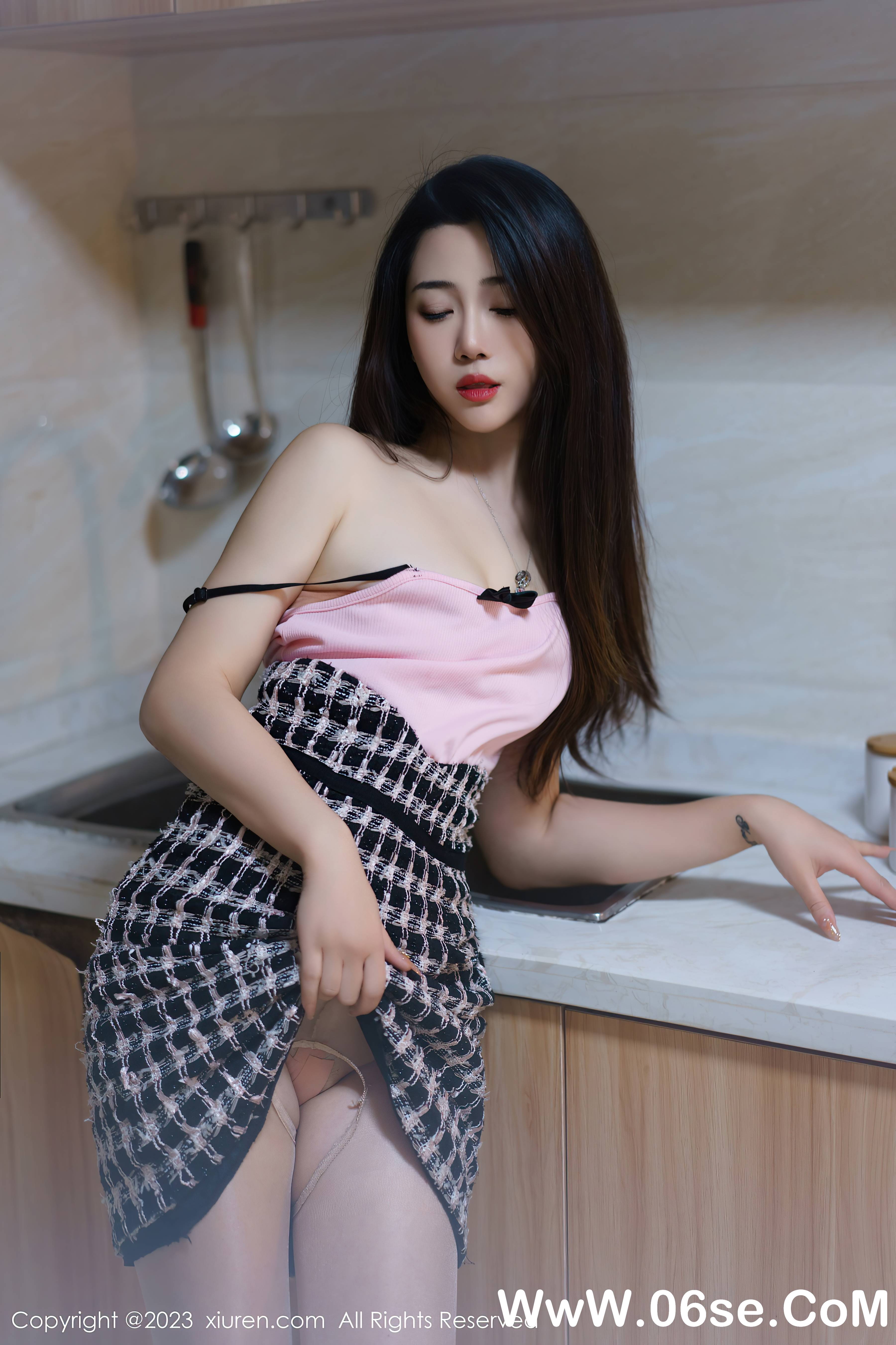 图片[7]-[XiuRen秀人网] 2023.05.25 NO.6799 严利娅Yuliya-六色网