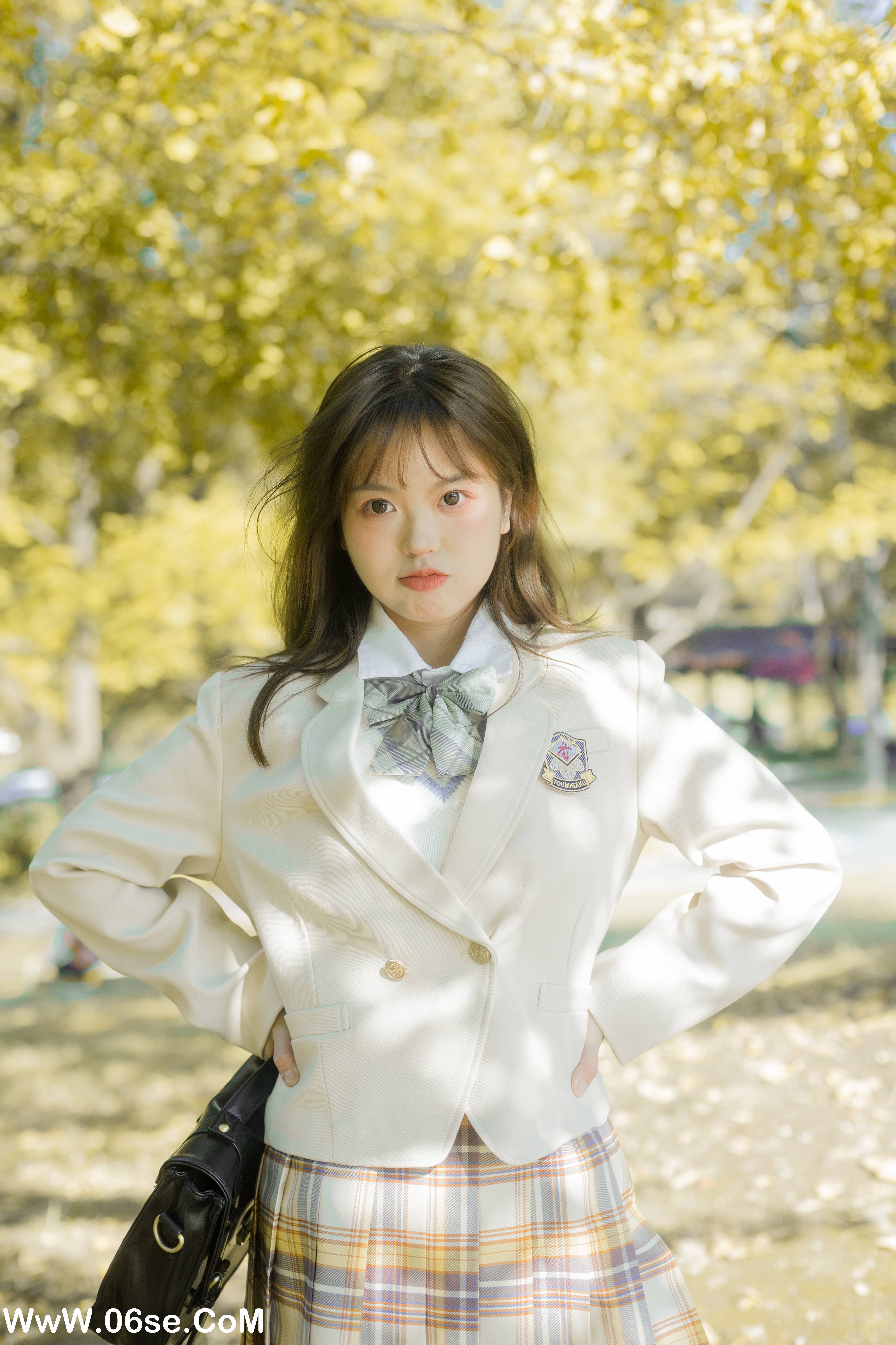 图片[12]-[YITUYU艺图语]2022.11.21 奶油味的秋 哈吉麻花[37+1P／355MB]-六色网